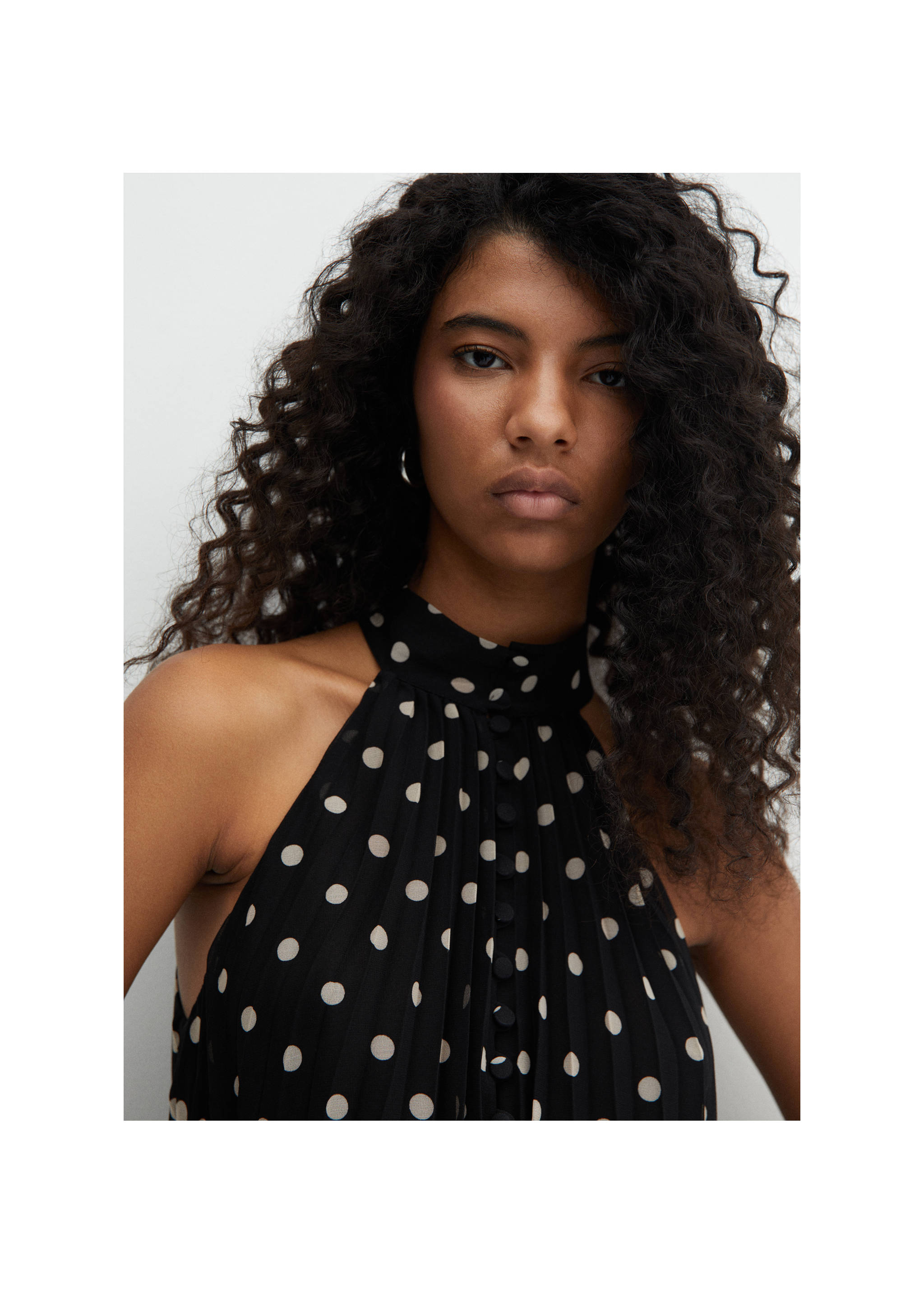 Polka-dot pleated dress - Details of the article 1, Black. Ref: 67096338-00.