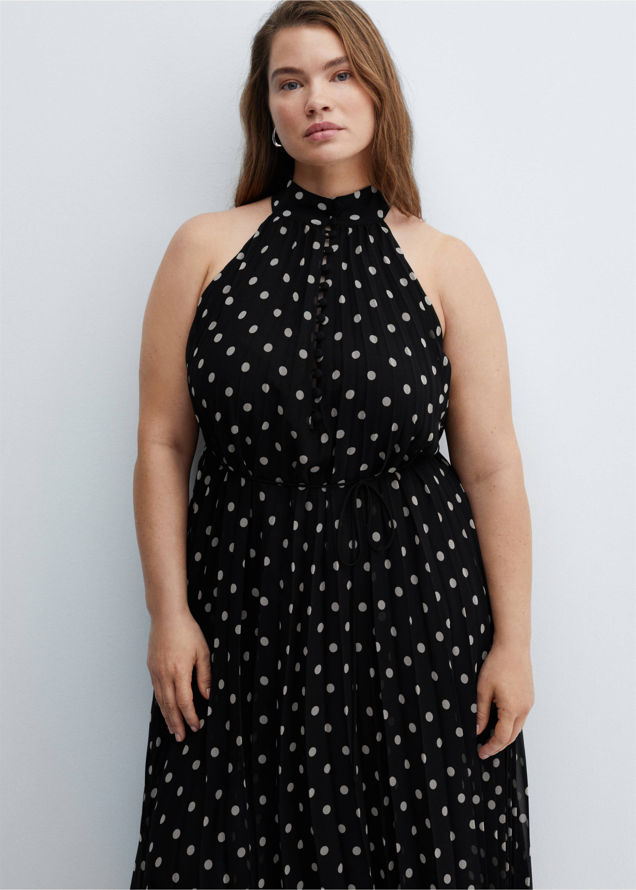 Polka-dot pleated dress - Details of the article 5, Black. Ref: 67096338-00.