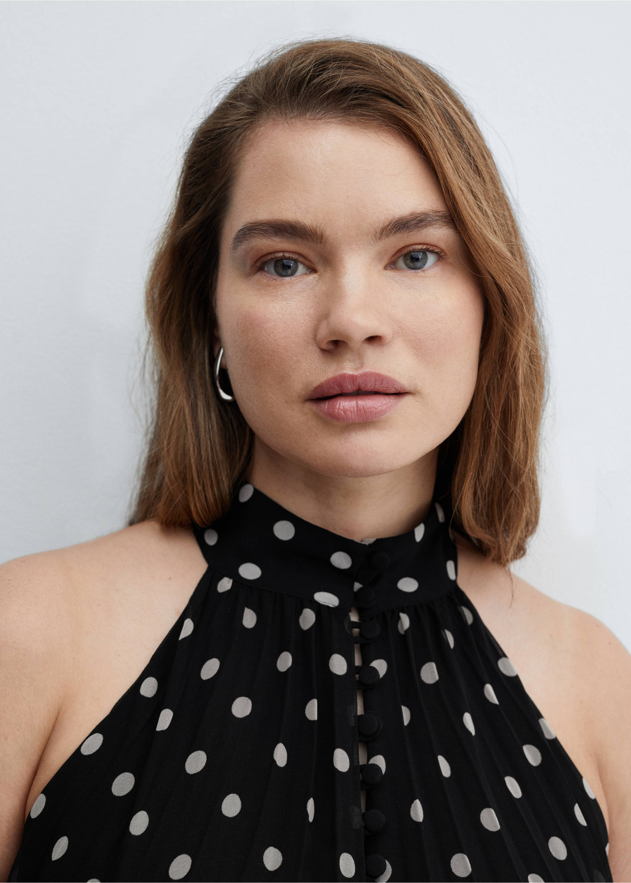 Polka-dot pleated dress - Details of the article 4, Black. Ref: 67096338-00.