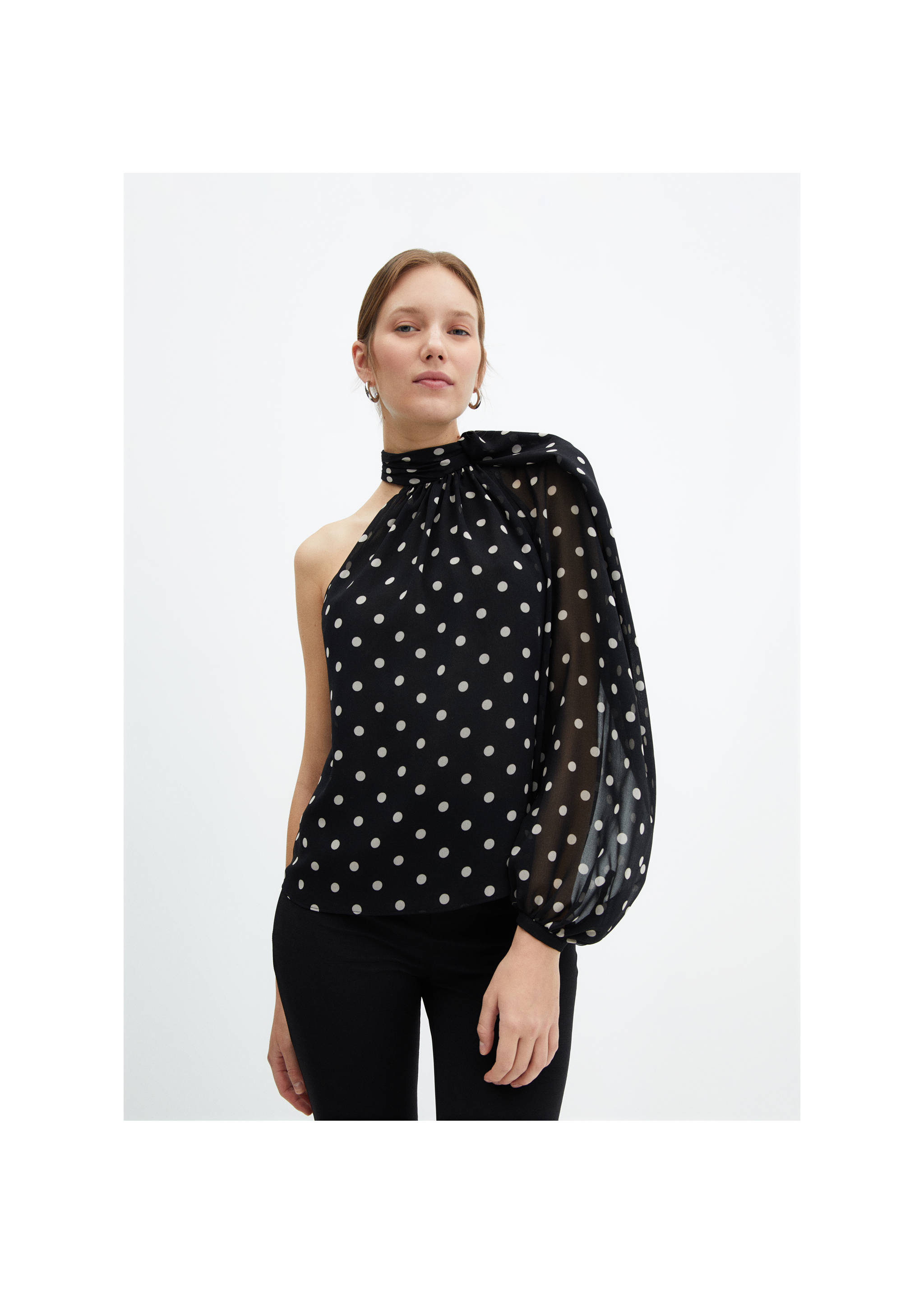 Asymmetric polka dot blouse - Medium plane, Black. Ref: 67096342-00.