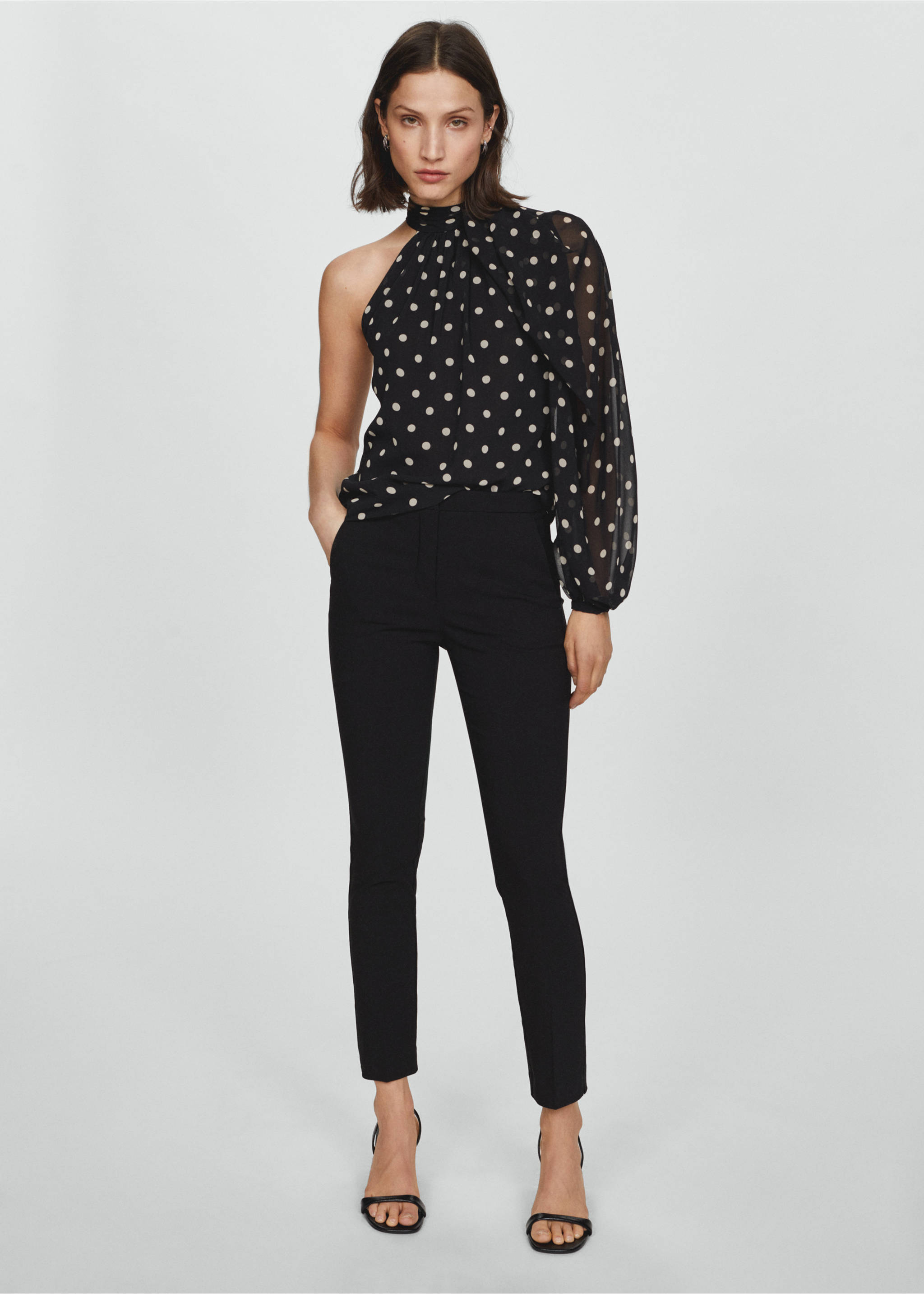 Asymmetric polka dot blouse - Details of the article 2, Black. Ref: 67096342-00.