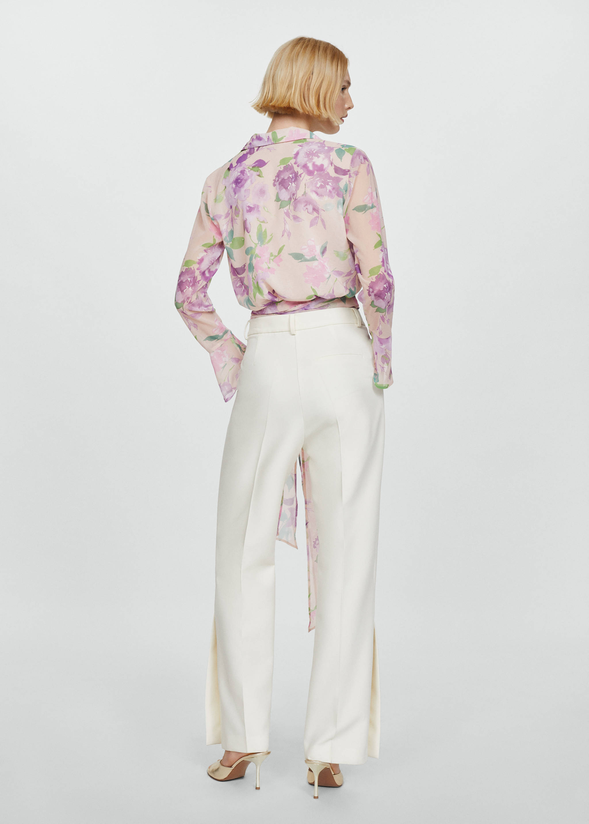 Floral print crossover blouse - Reverse of the article