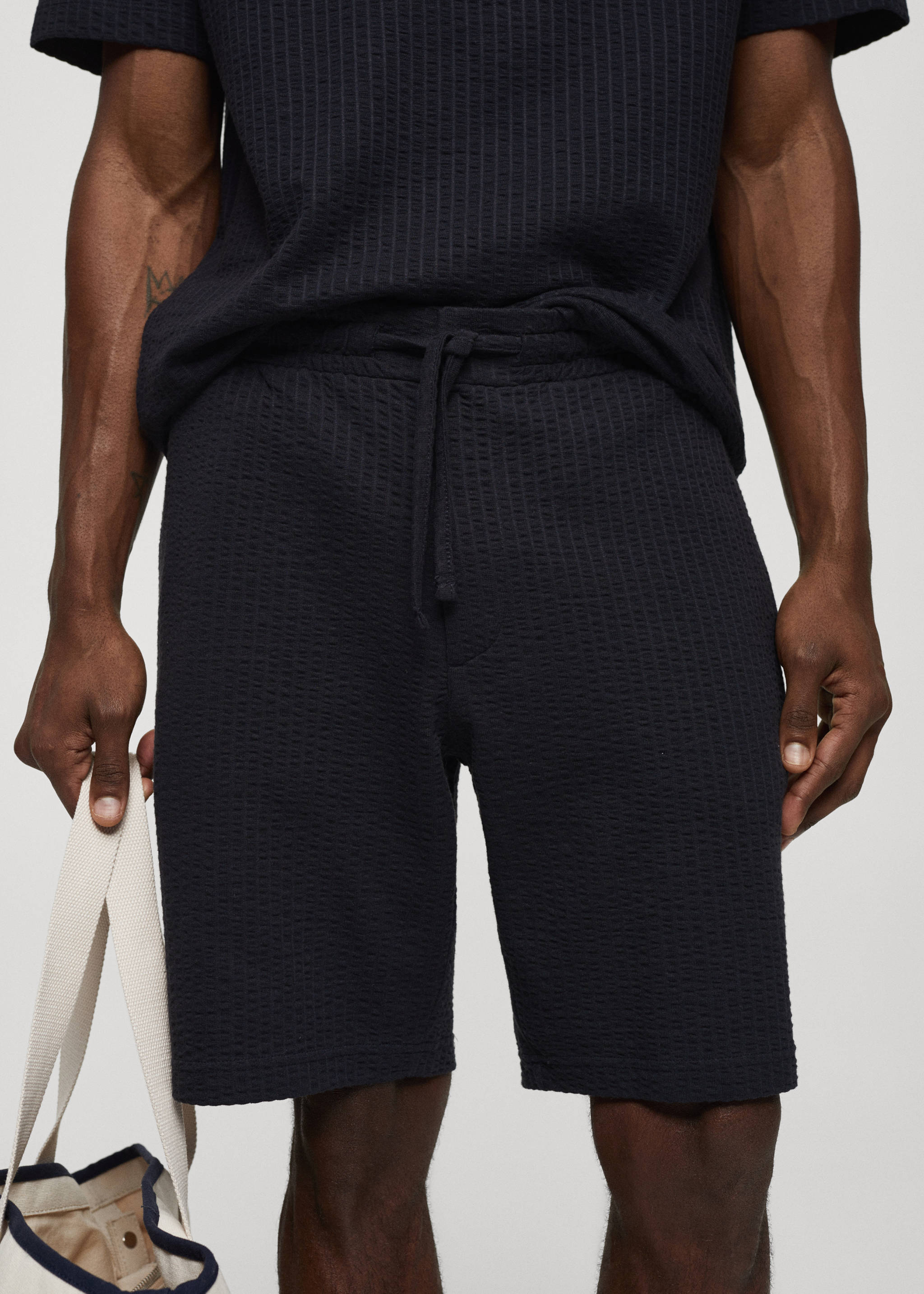 Cotton seersucker bermuda shorts with drawstring - Details of the article 1