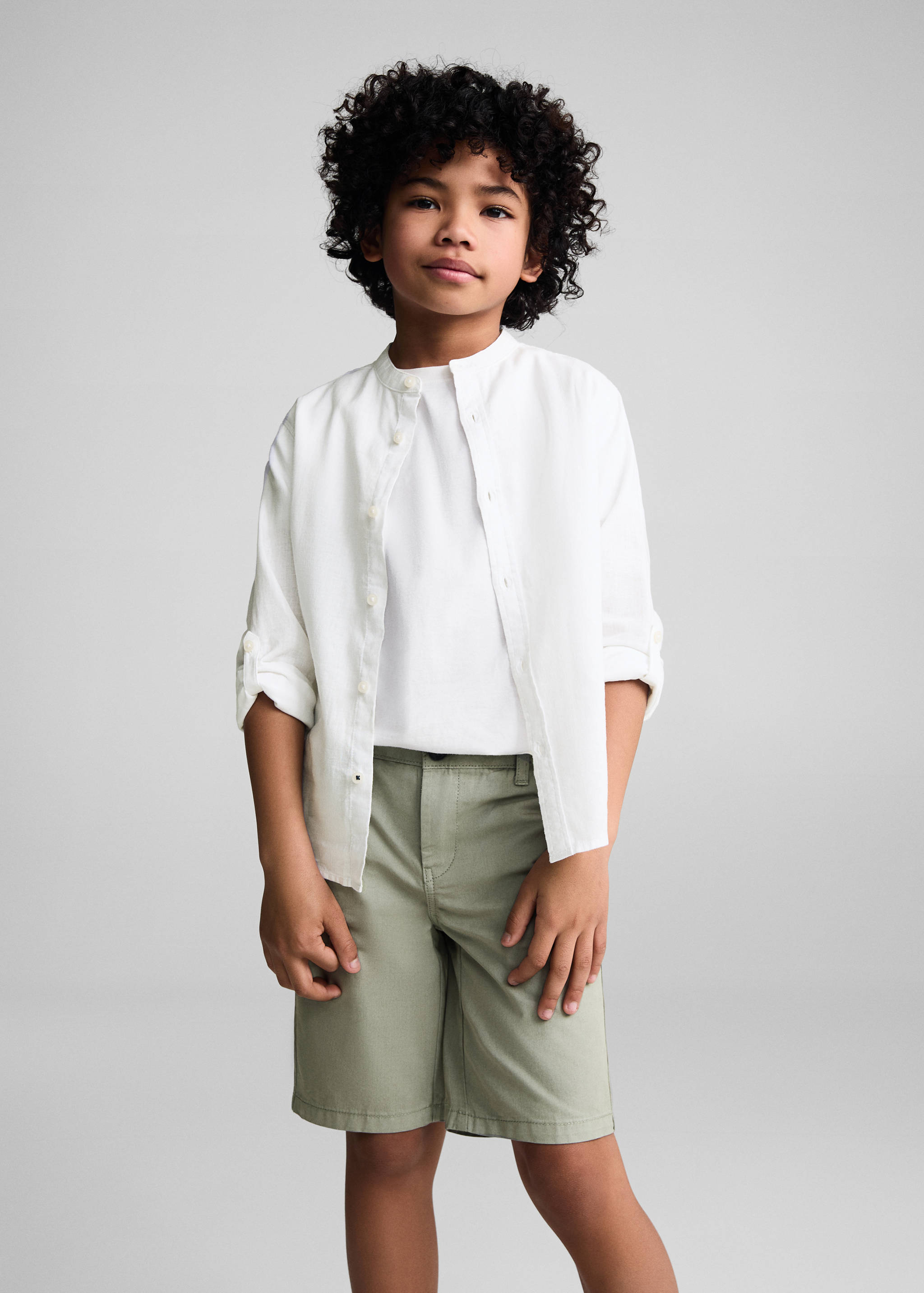 Bermuda slim-fit chino coton - Plan moyen