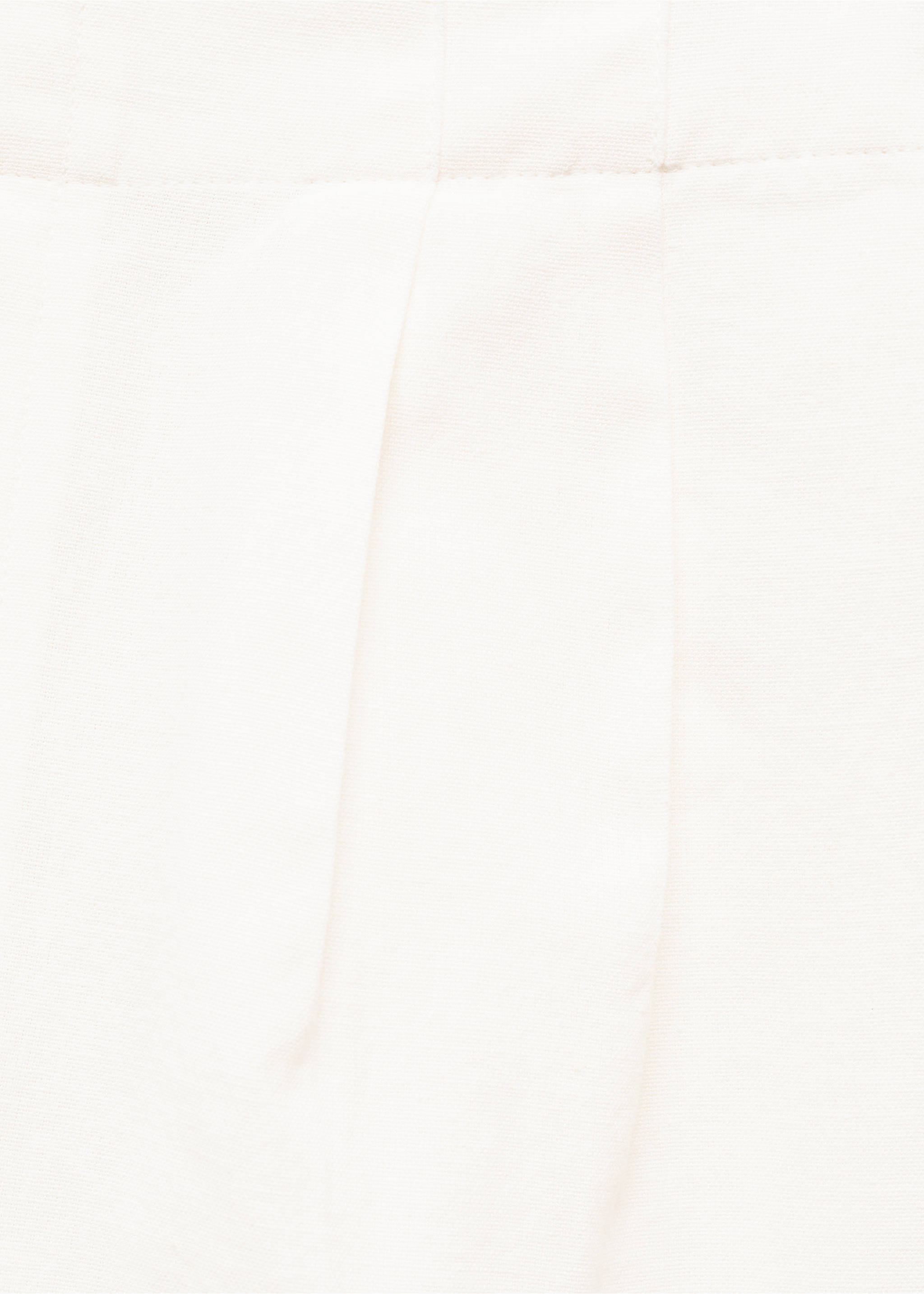 Pleated linen short - Details of the article 8, Off White. Ref: 67096732-00.