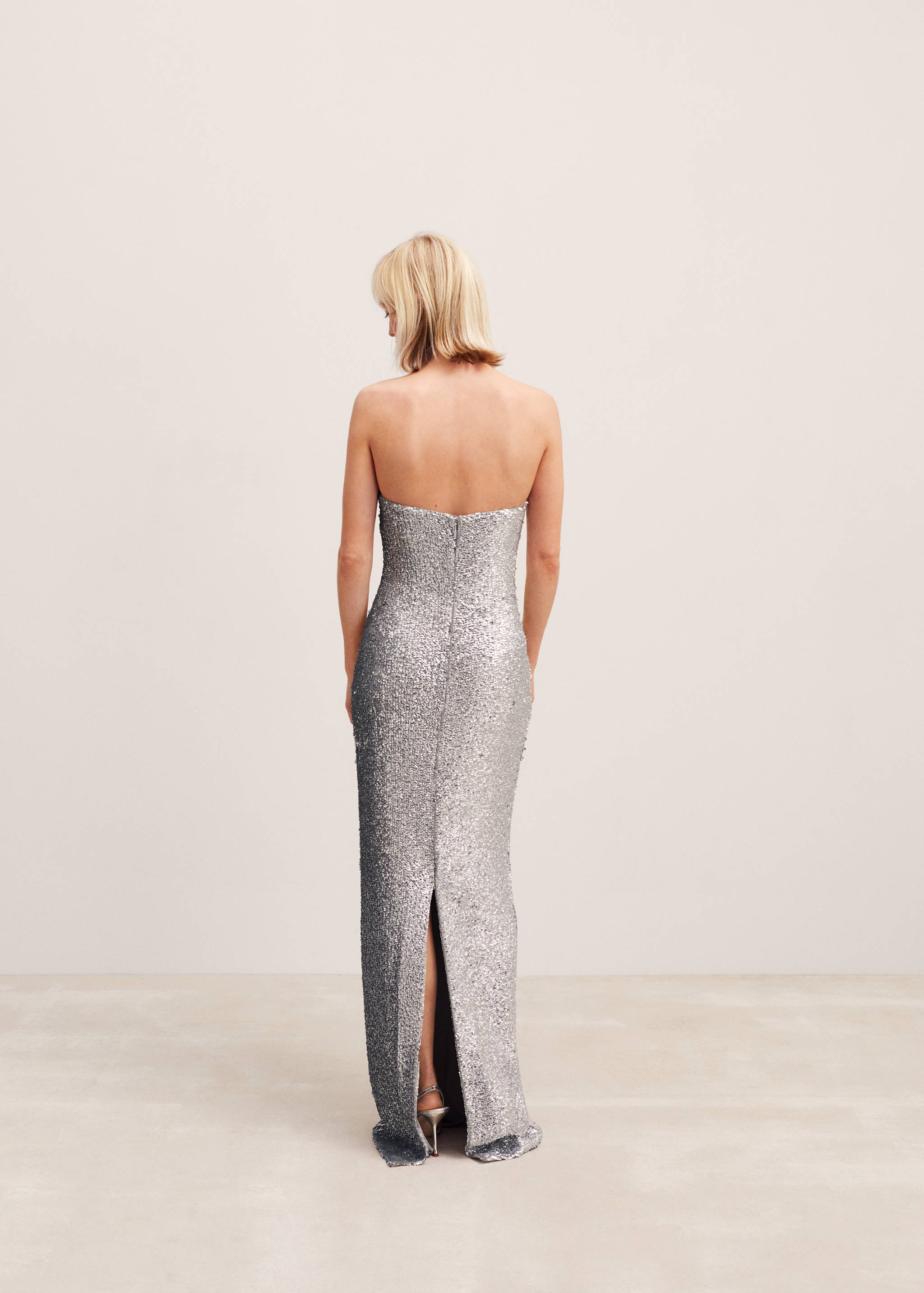 Strapless sequined dress - Reverse of the article