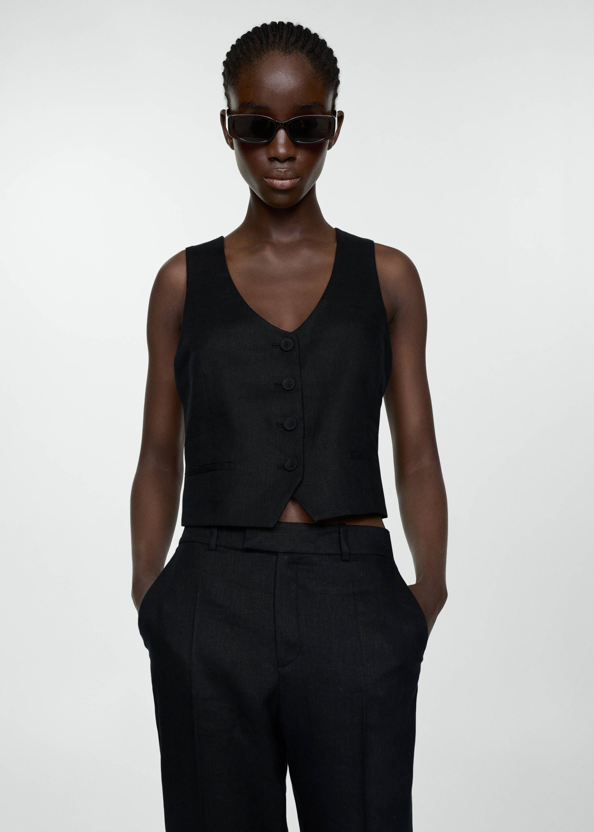 Linen suit trousers - Details of the article 1