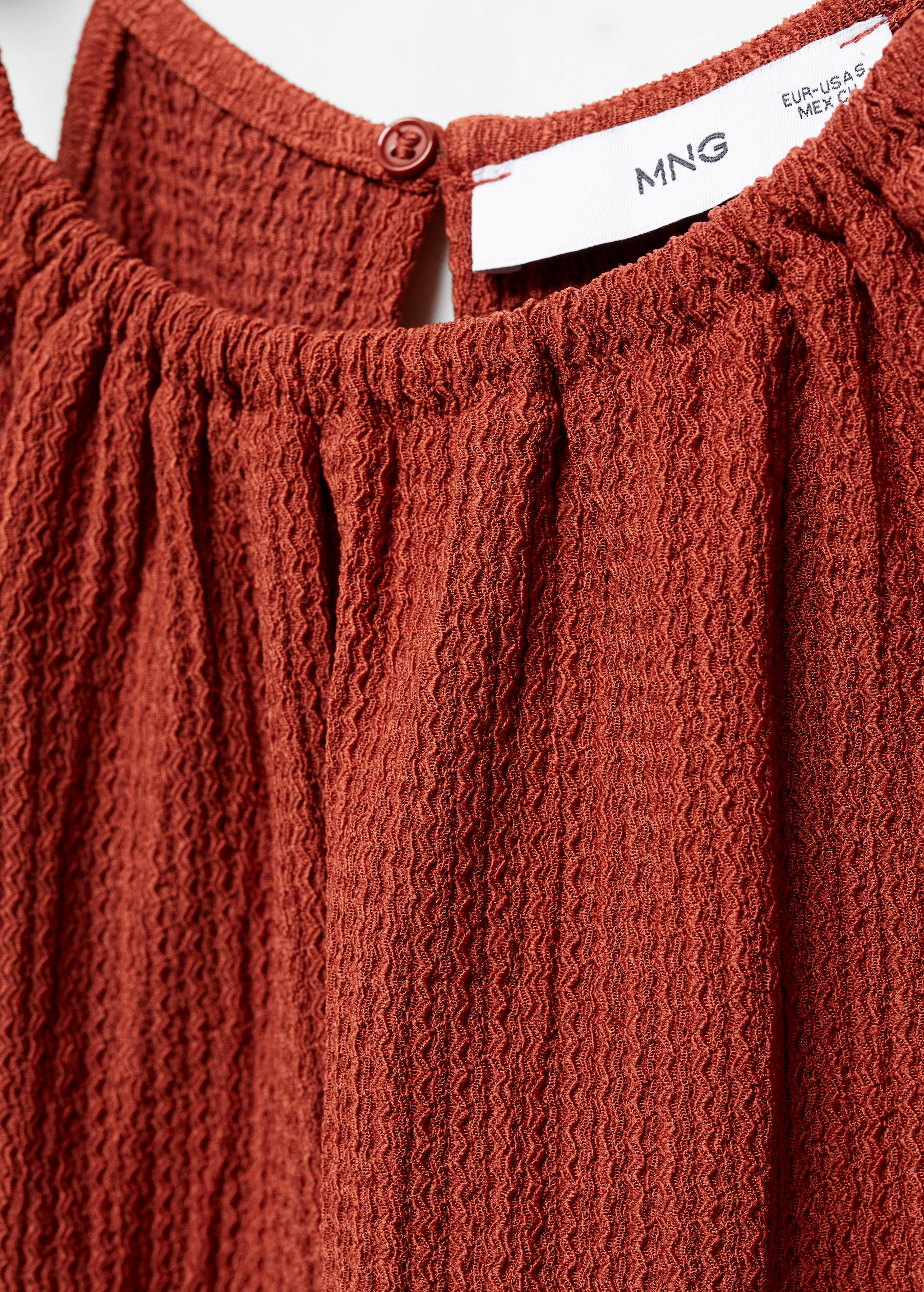 Ruched-texture top - Details of the article 8