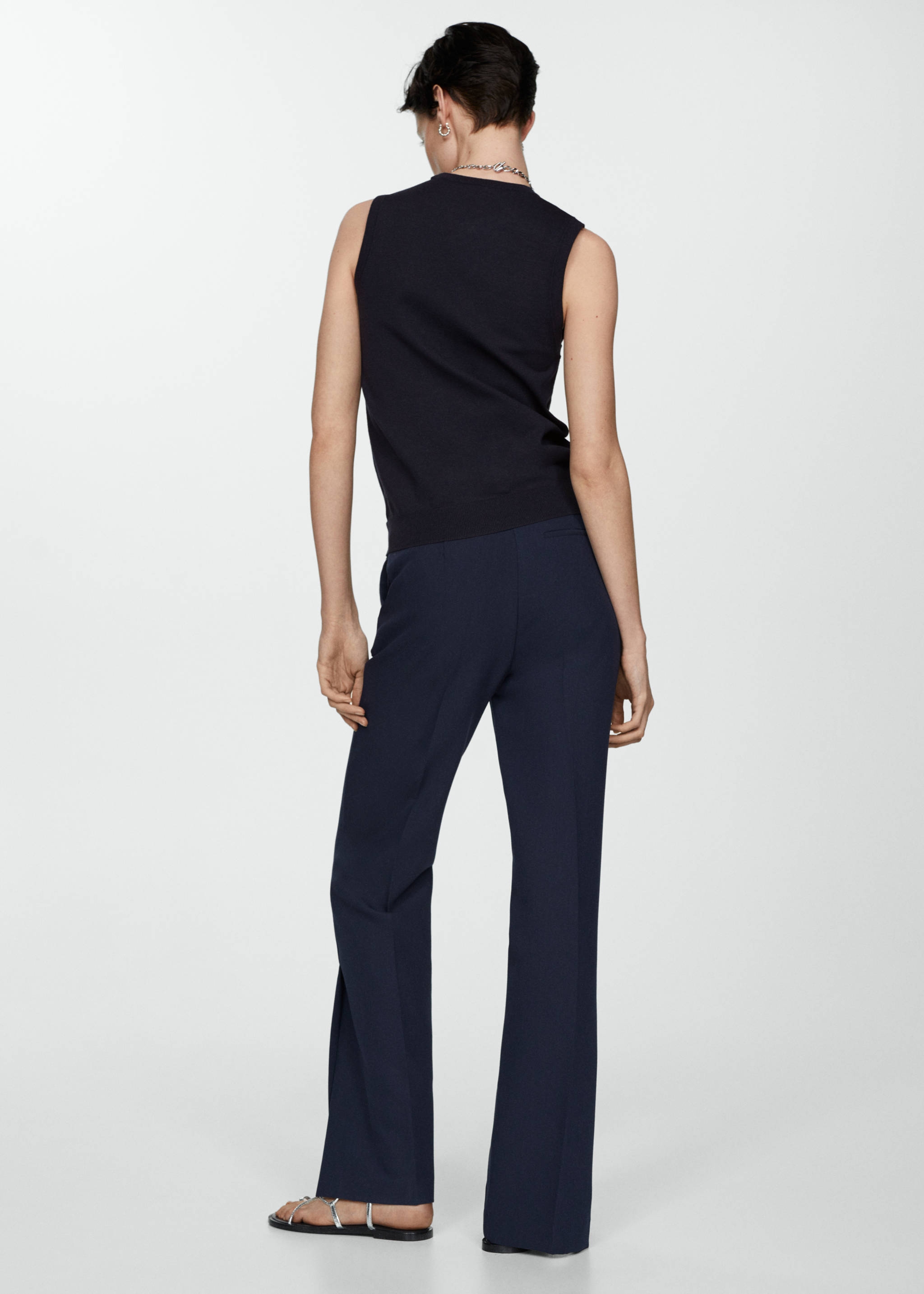 Knitted top with wide straps - Reverse of the article