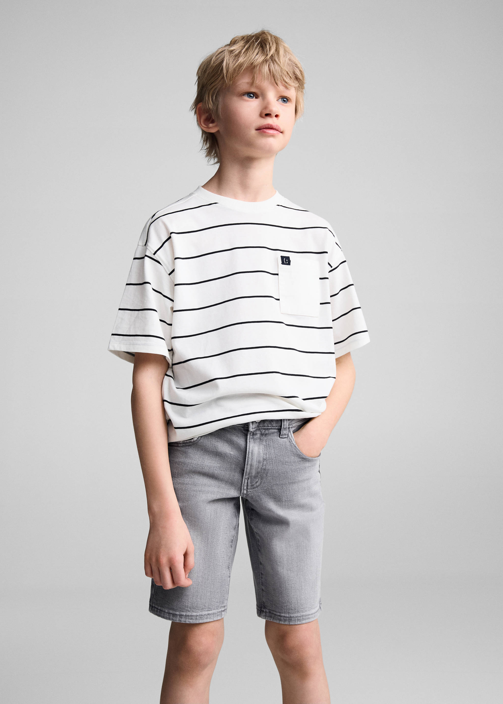 Bermudas vaqueras slim fit - Plano medio