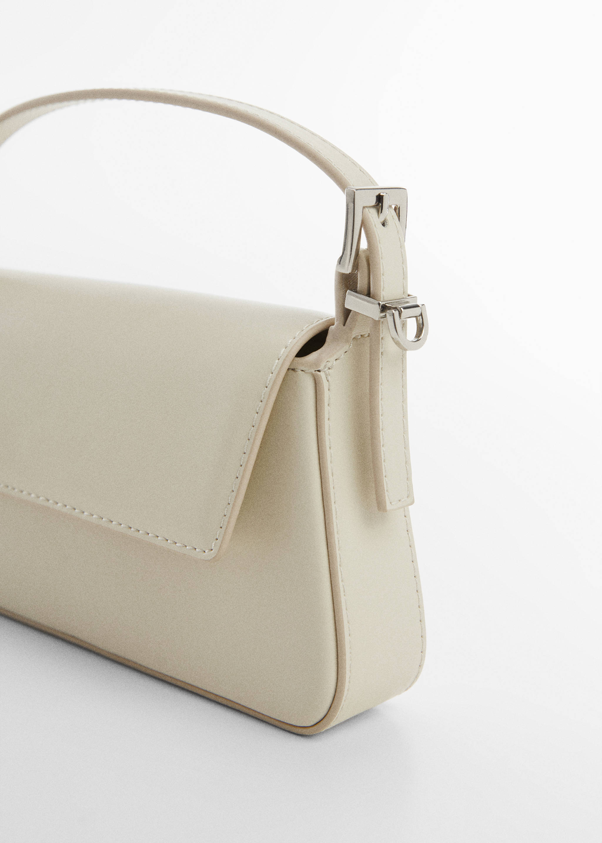 Double strap bag with flap - Details of the article 1