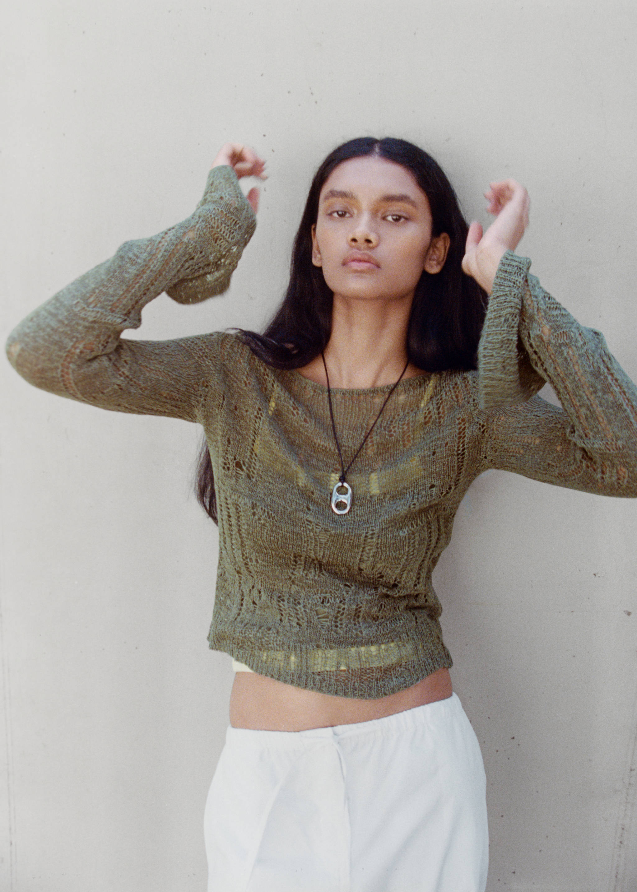 Knitted sweater - Details of the article 7