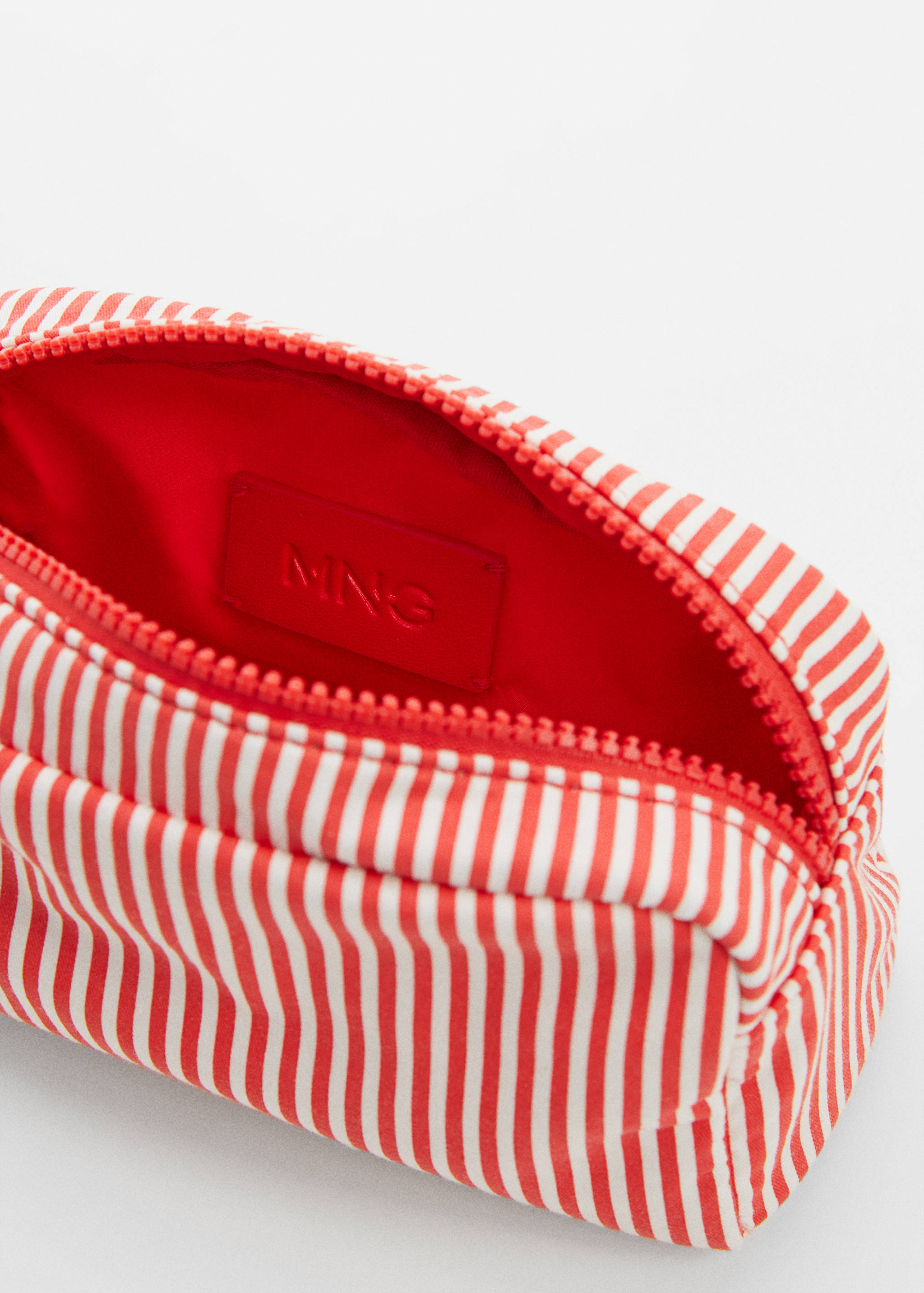 Stripe-print toiletry bag - Details of the article 1