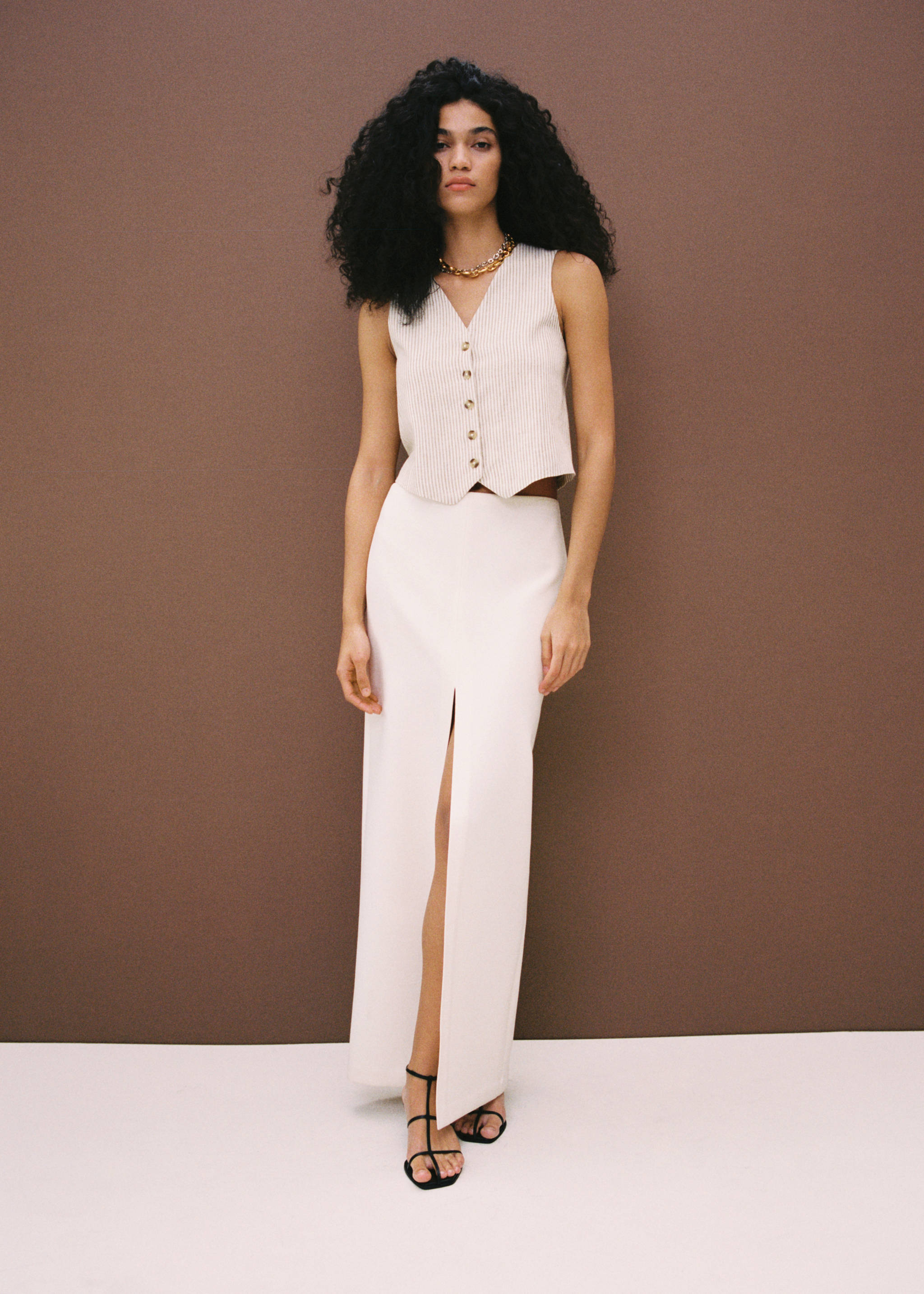 Striped linen waistcoat - Details of the article 7