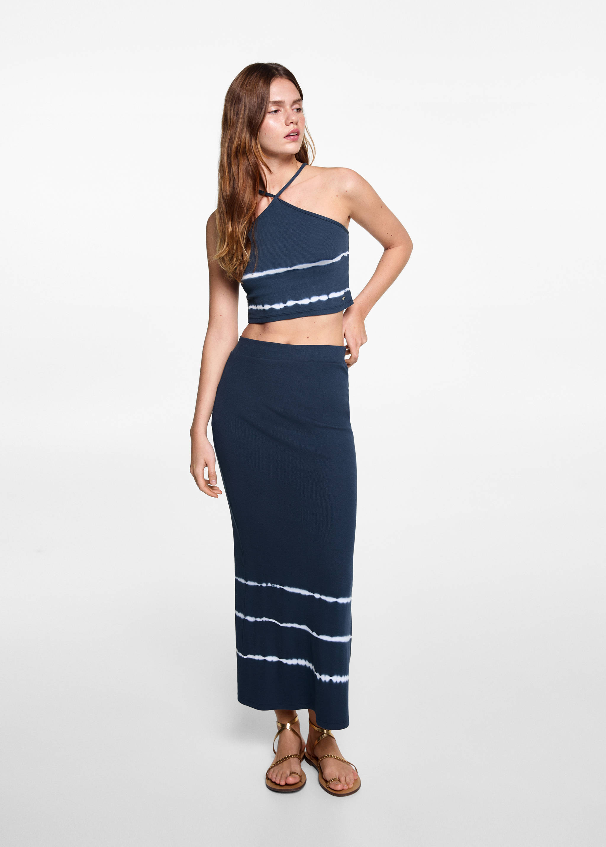 Falda midi tie-dye - Plano general