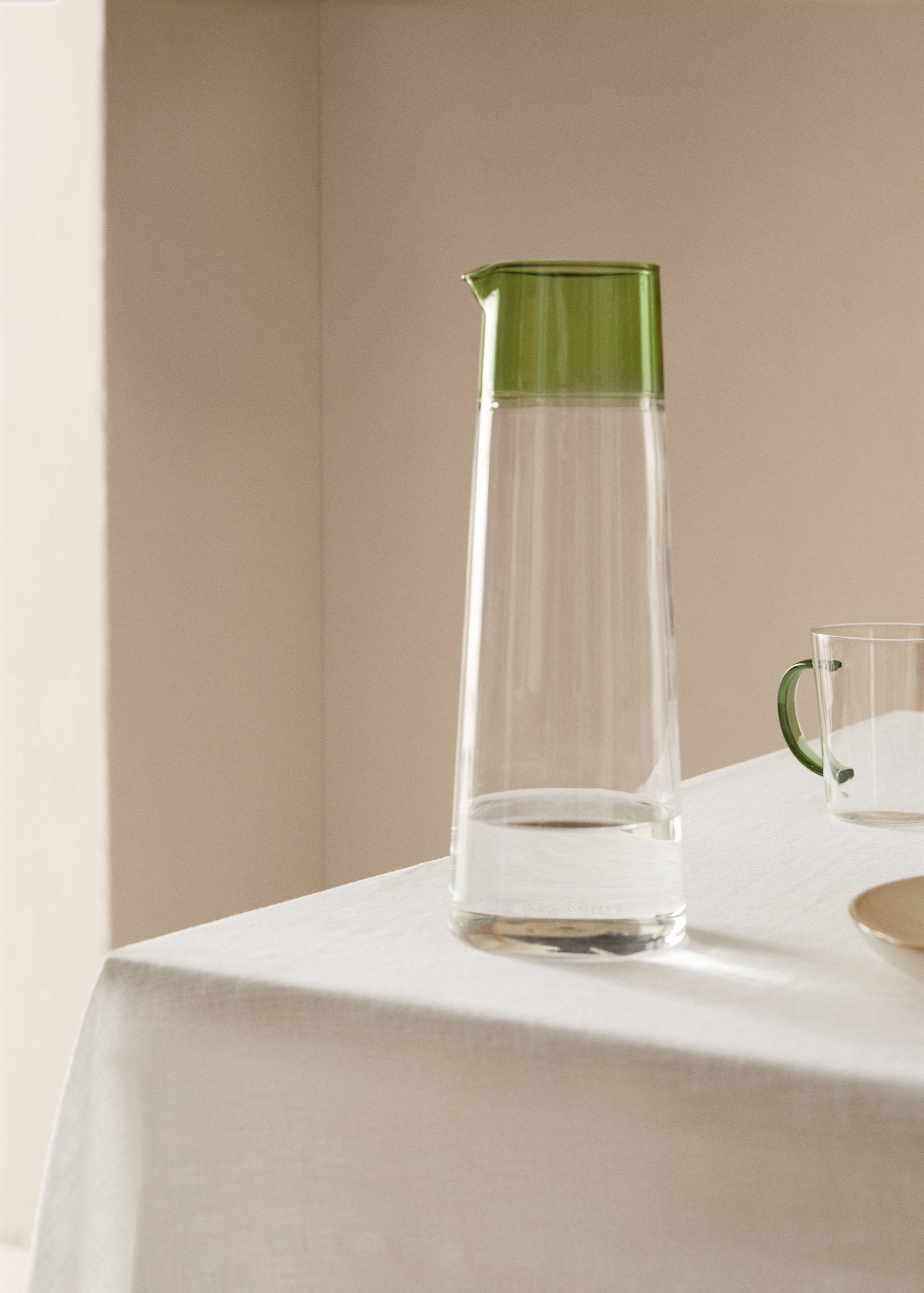 Carafă de sticlă borosilicată bicoloră - Plan general