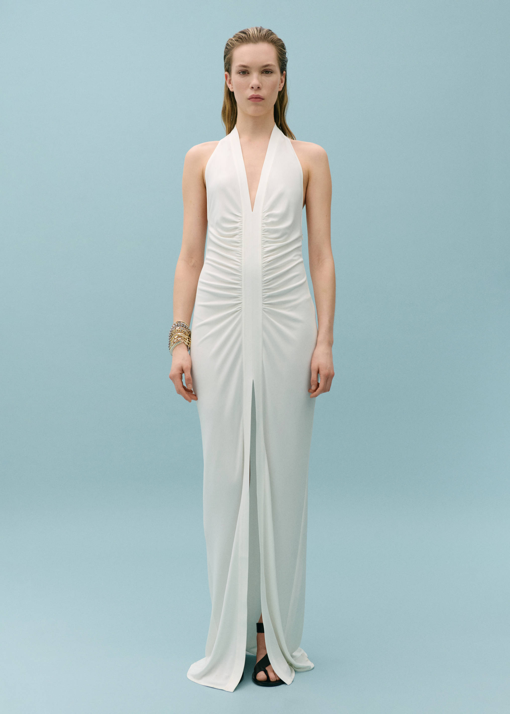 Draped halter dress with opening - General plane