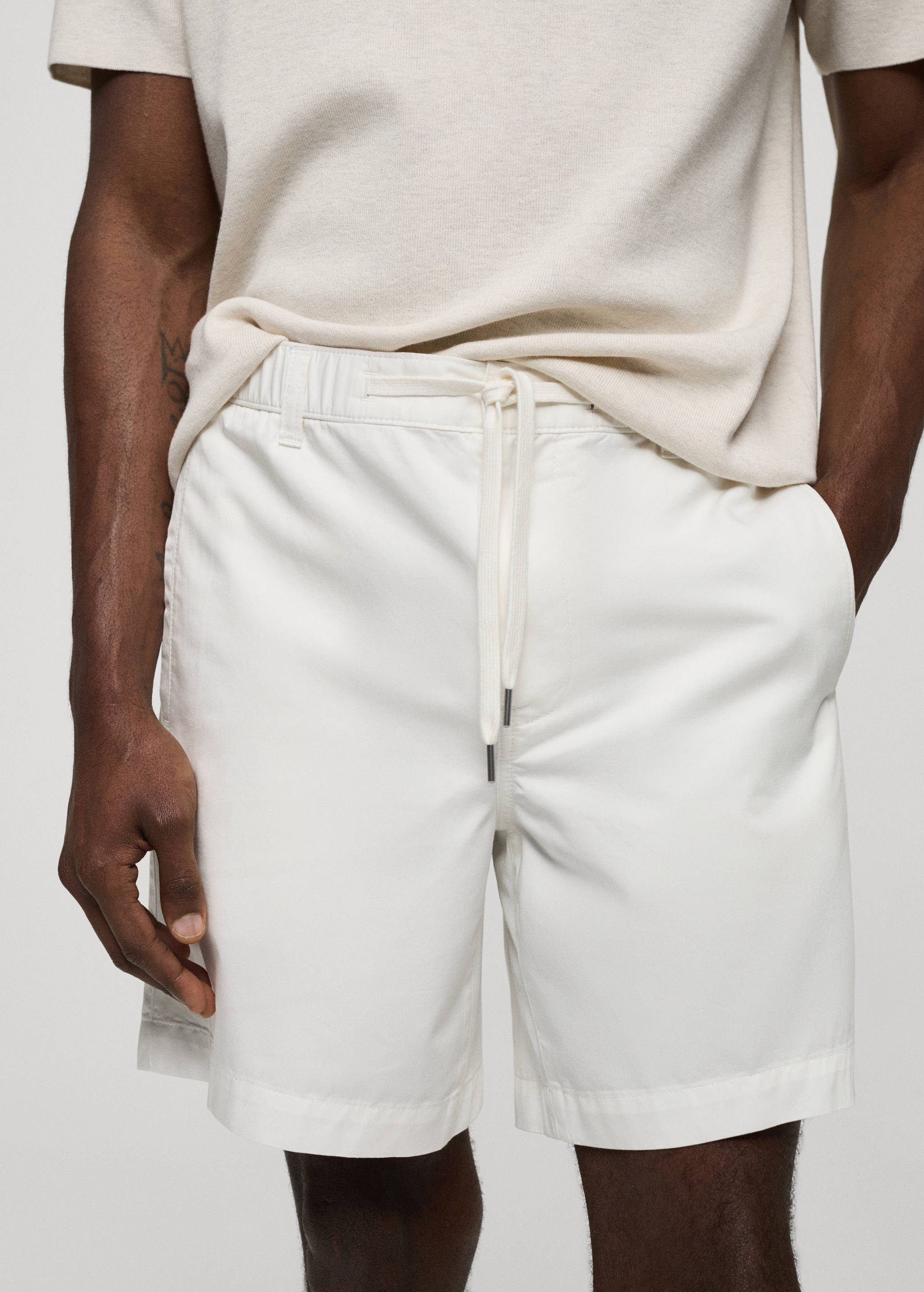 100% cotton bermuda shorts with drawstring - Details of the article 1