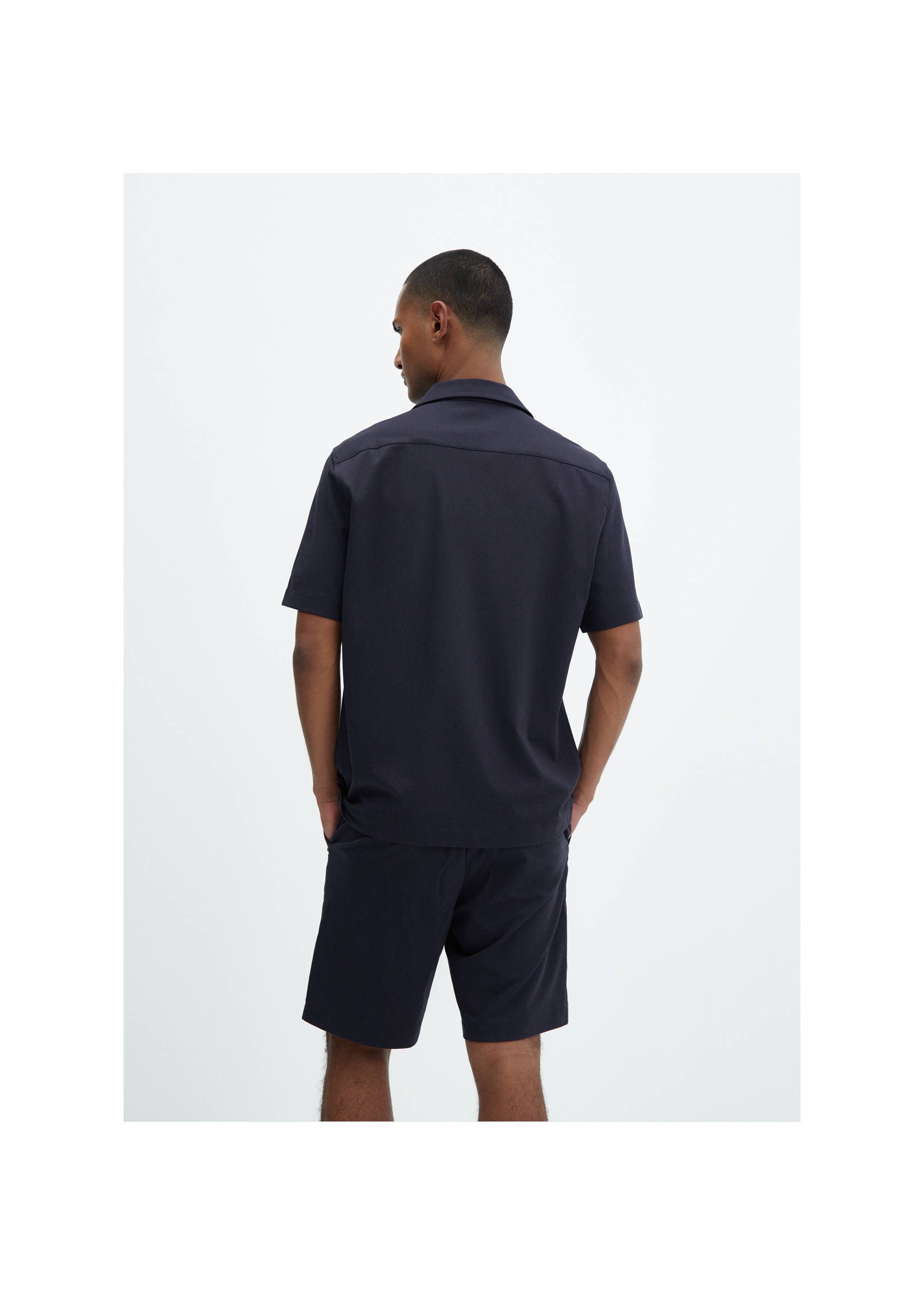 Camisa regular fit cuello bowling - Reverso del artículo, Azul marino oscuro. Ref: 67099223-00.