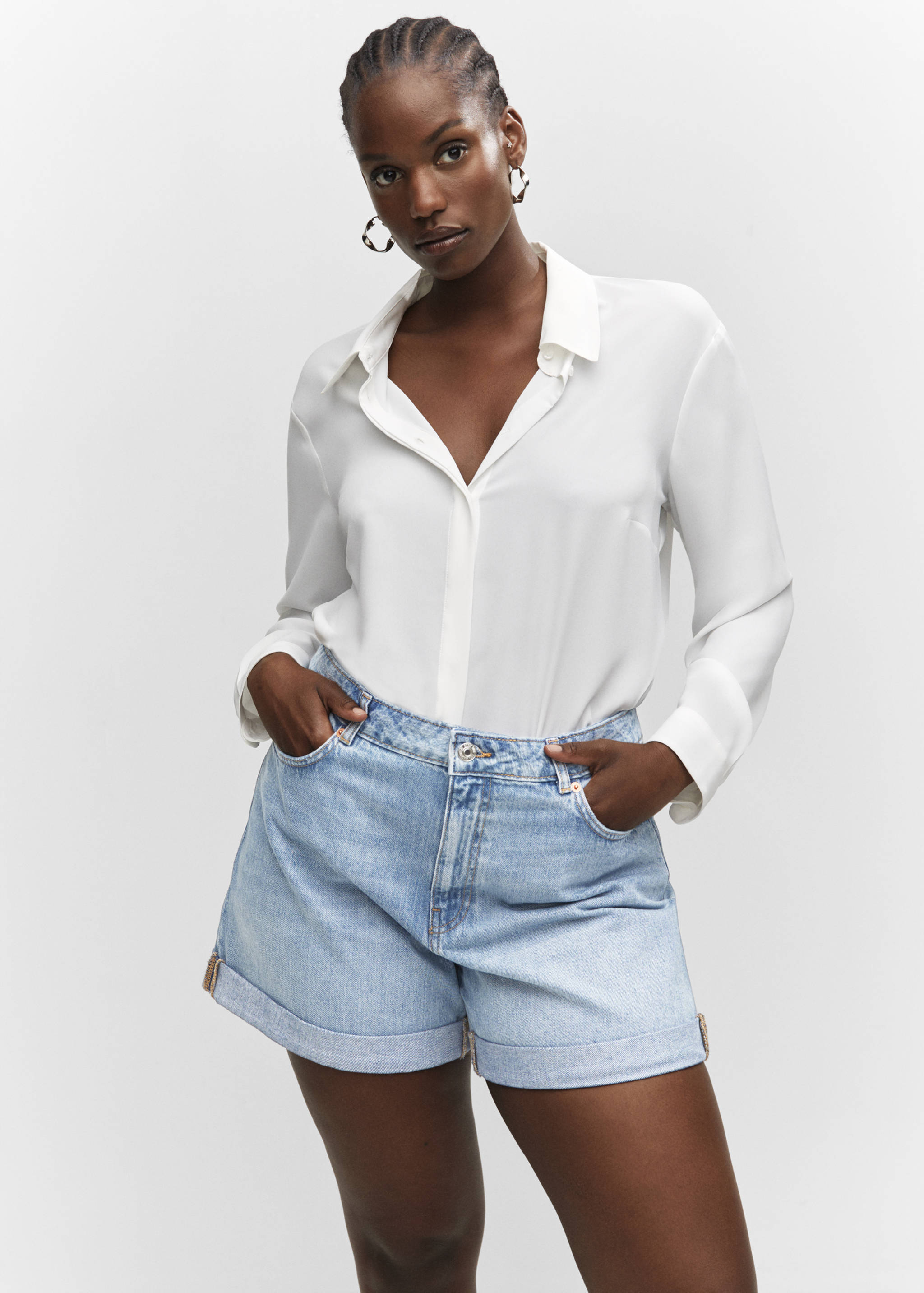 Mom-fit denim shorts - Details of the article 5