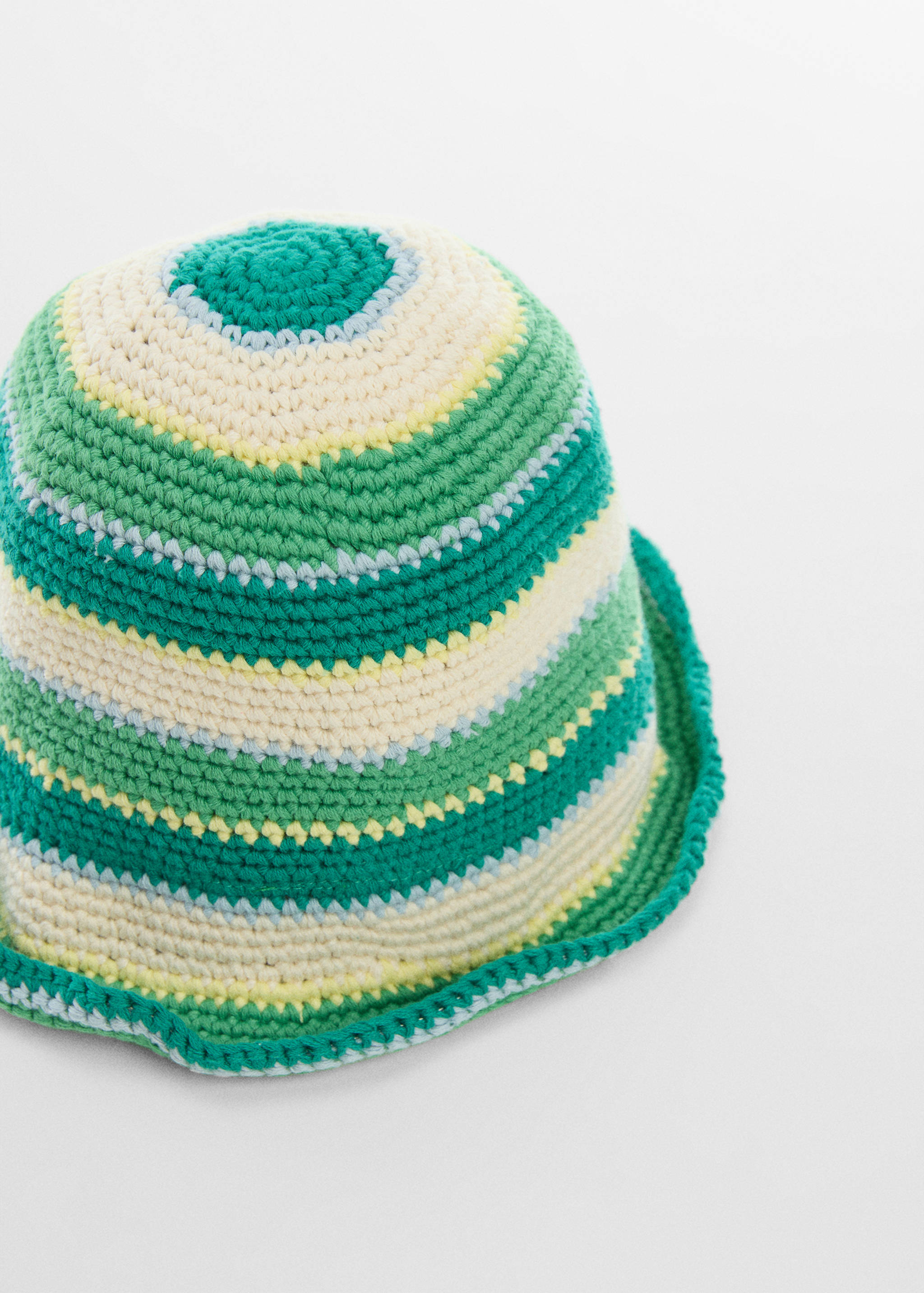 Crochet bucket hat - Medium plane