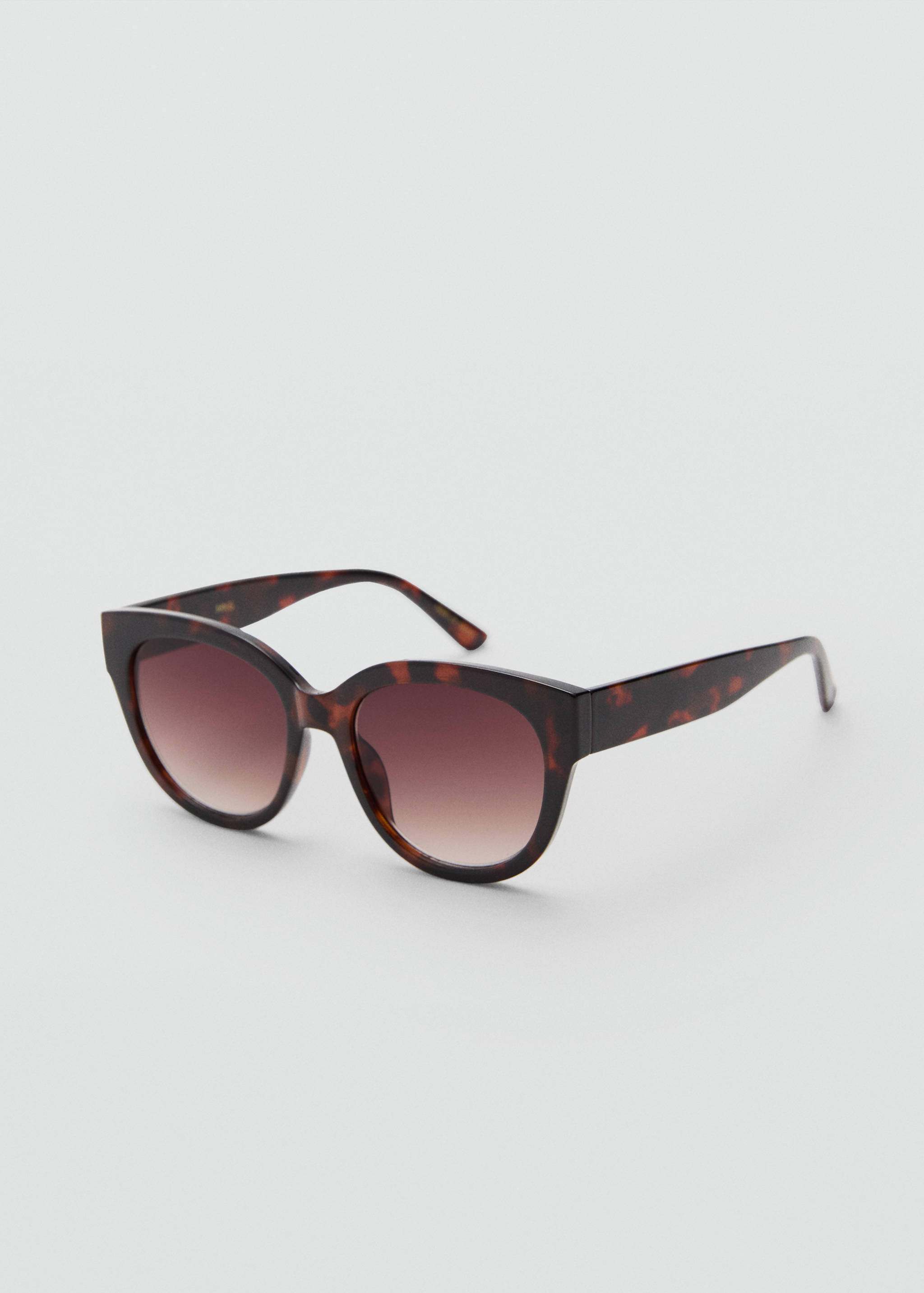 Lunettes de soleil monture plastique - Plan moyen