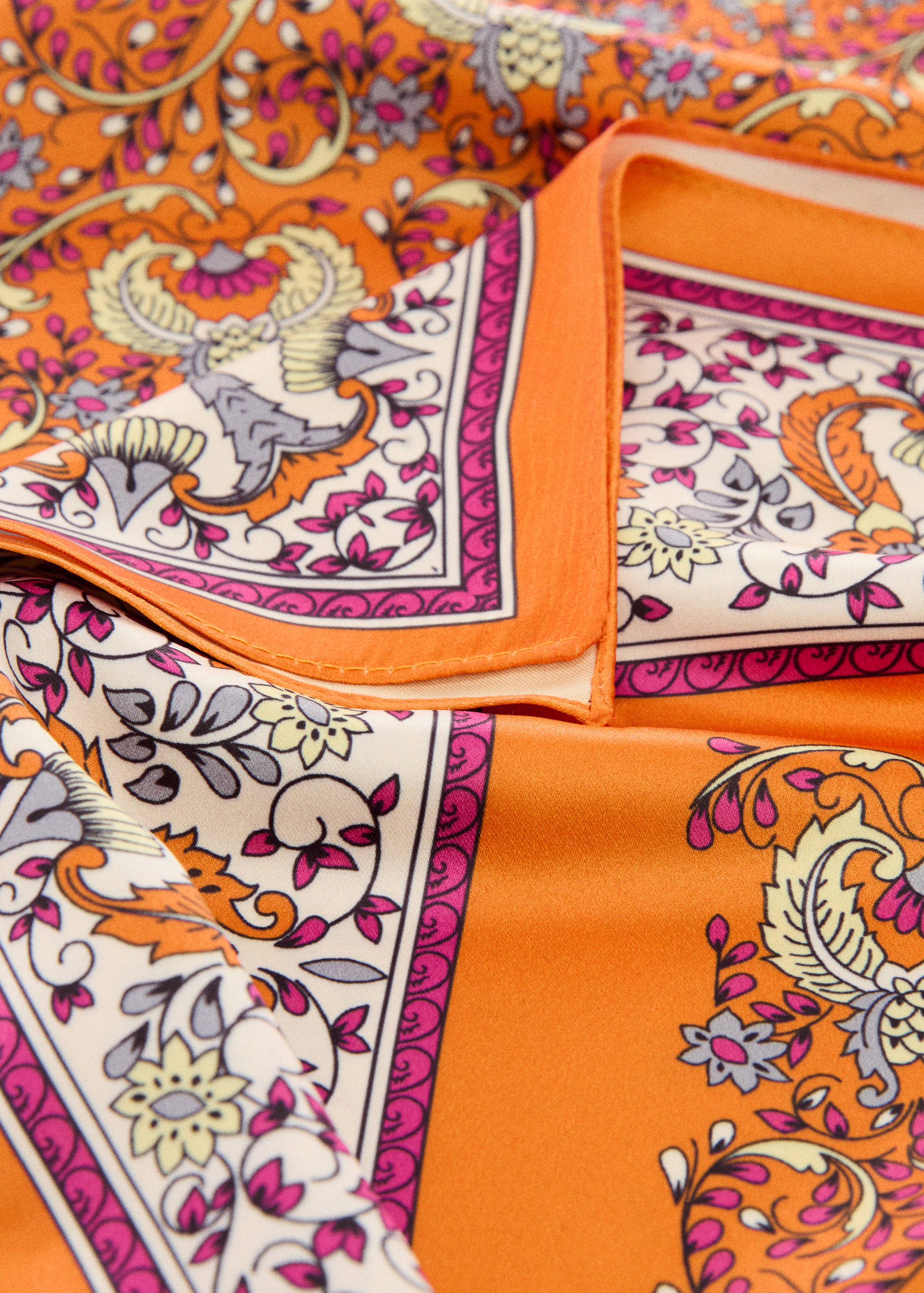 Mocador estampat floral - Detall de l'article 1