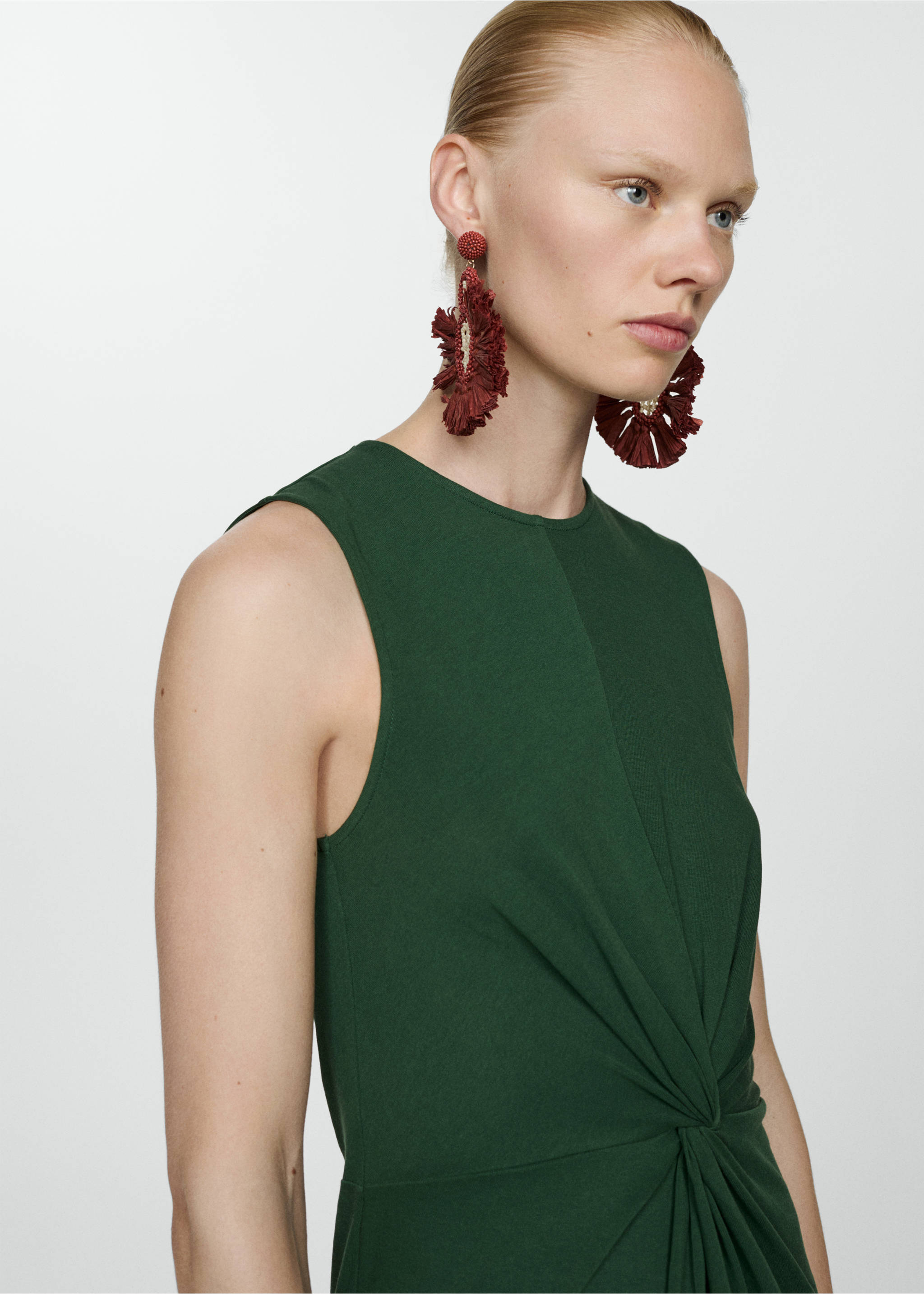 Midi-dress with draped detail - Medium plane, Green. Ref: 77000368-00.