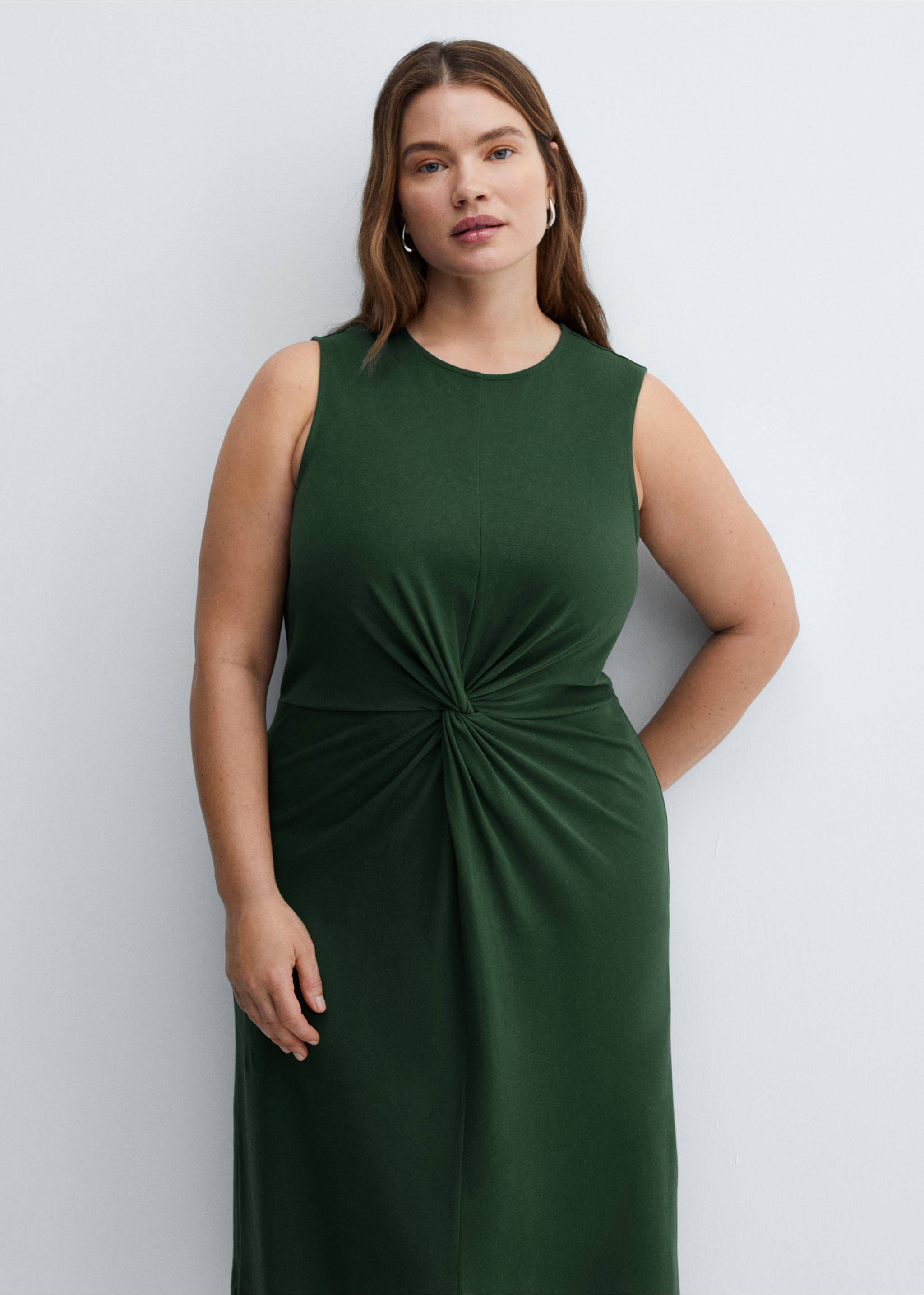 Midi-dress with draped detail - Details of the article 5, Green. Ref: 77000368-00.