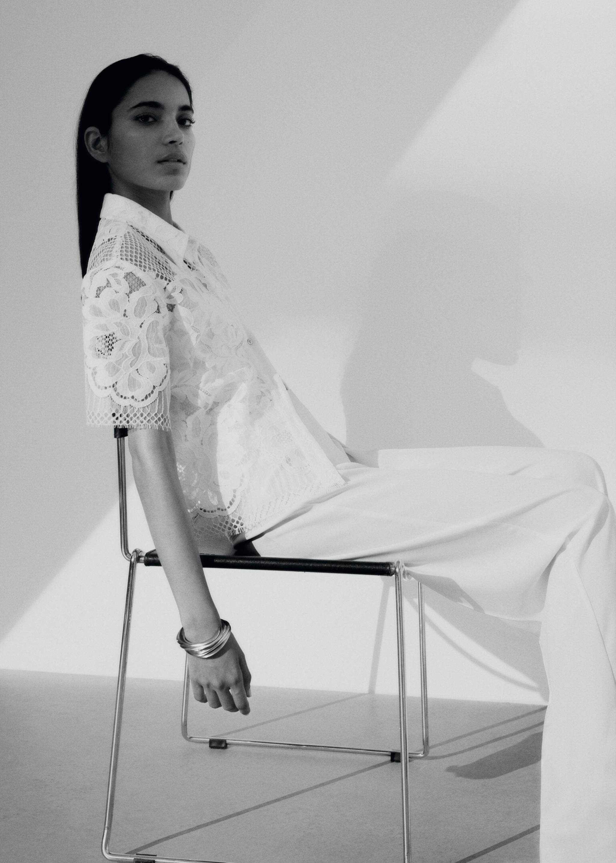 Flowy straight-fit pants - Details of the article 7