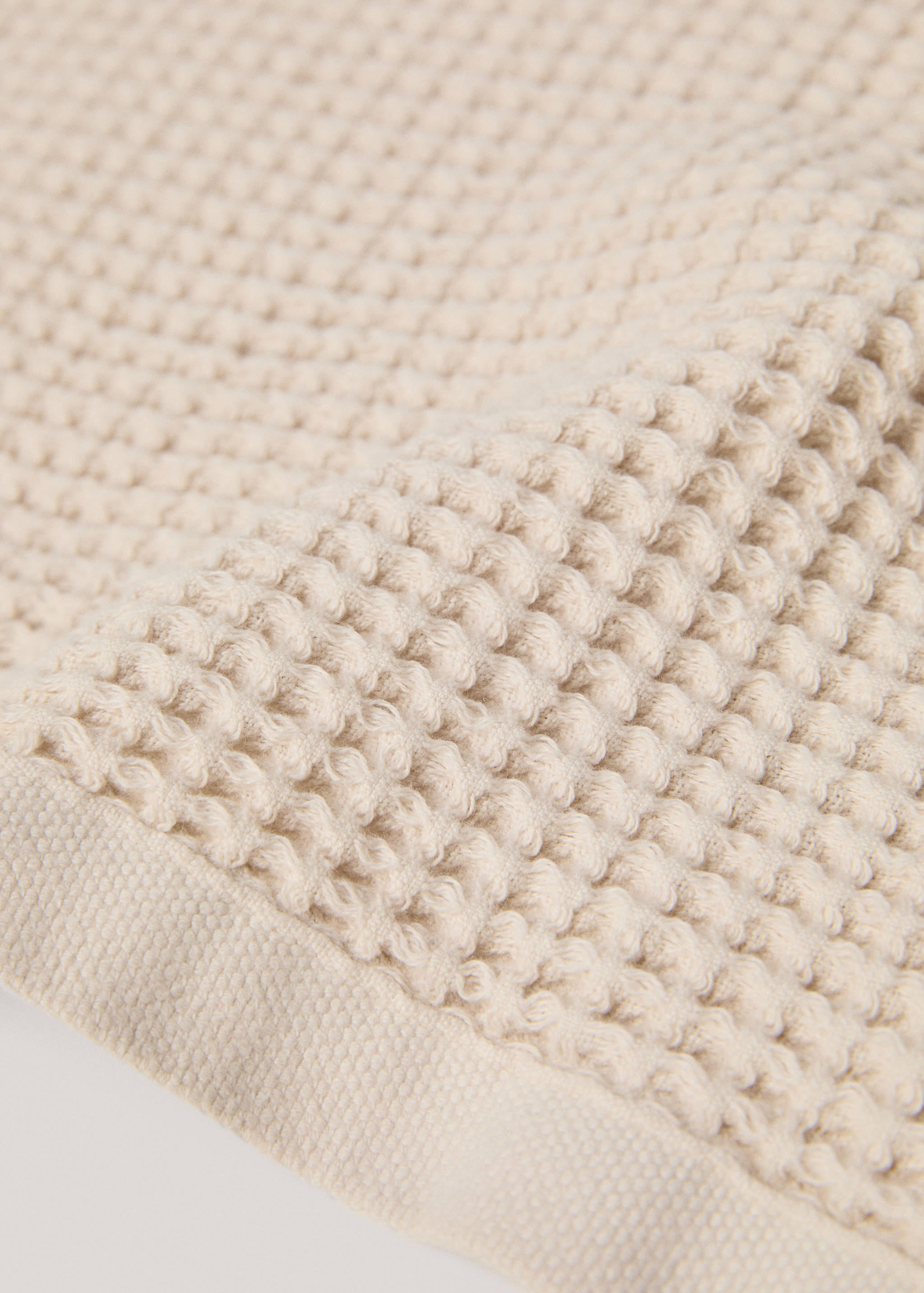 Cotton waffle washbasin towel - Details of the article 2