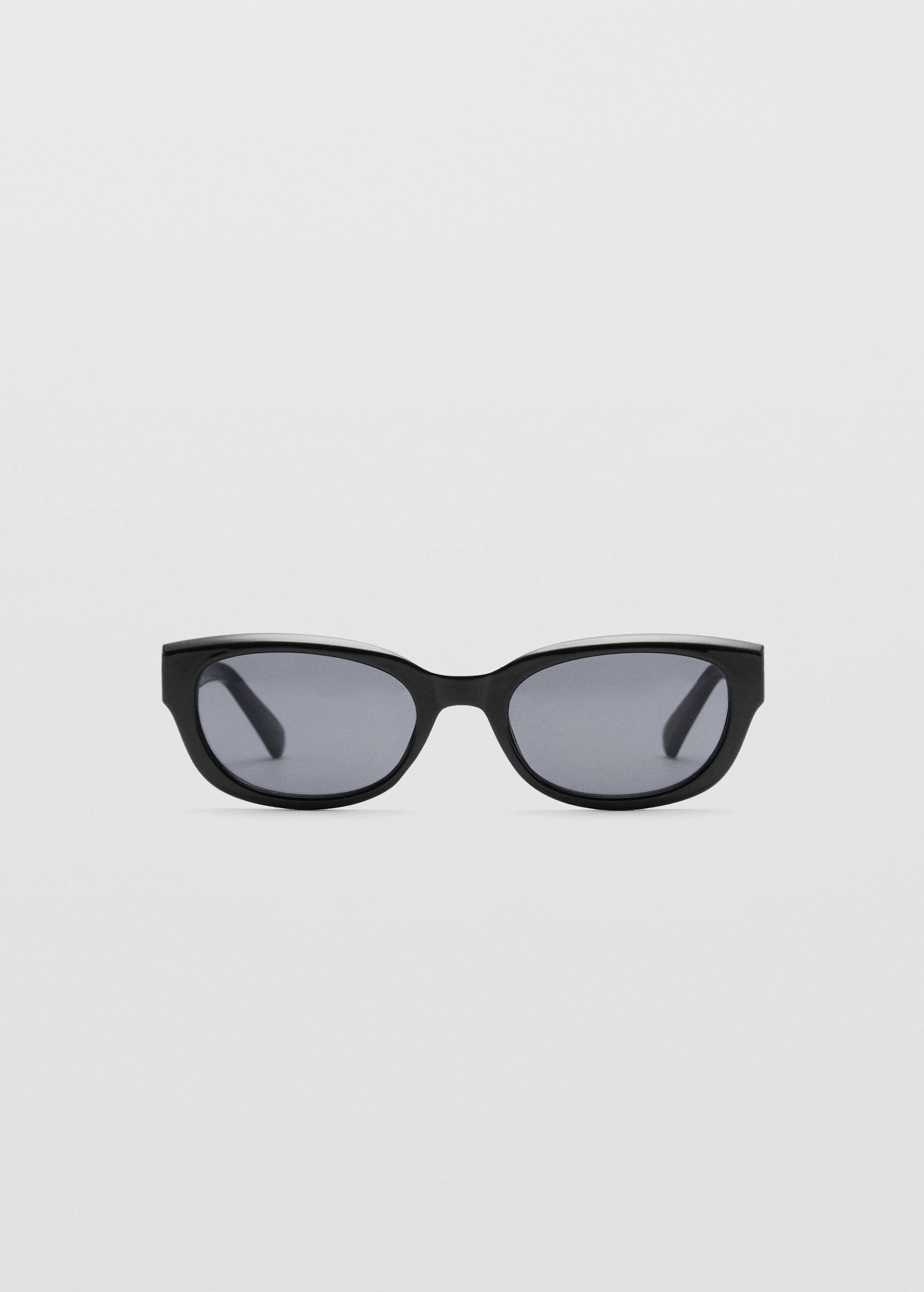 Солнцезащитные очки в пластиковой оправе - Изделие без модели