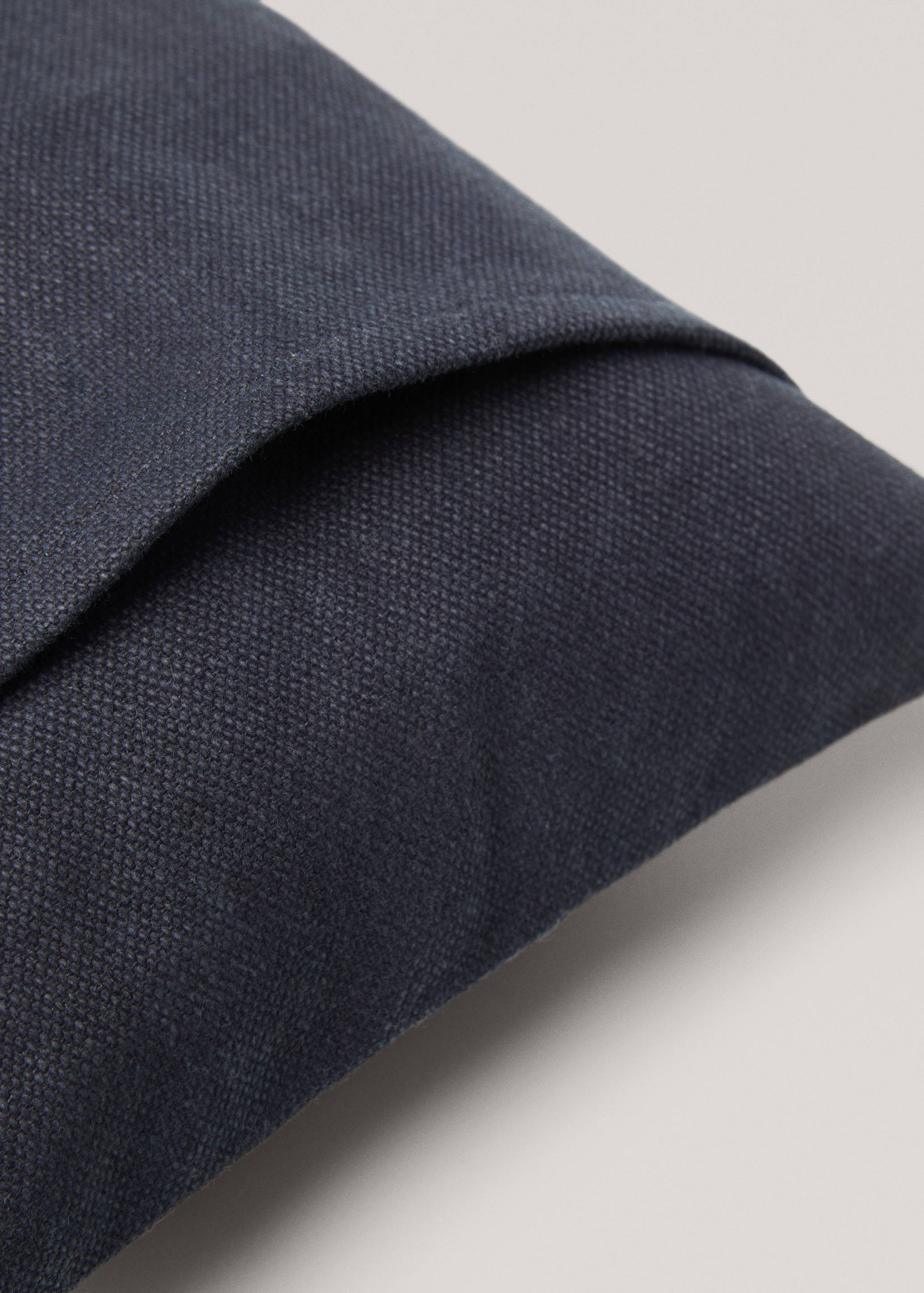 Plain cotton cushion cover 45x45 cm - Details of the article 4