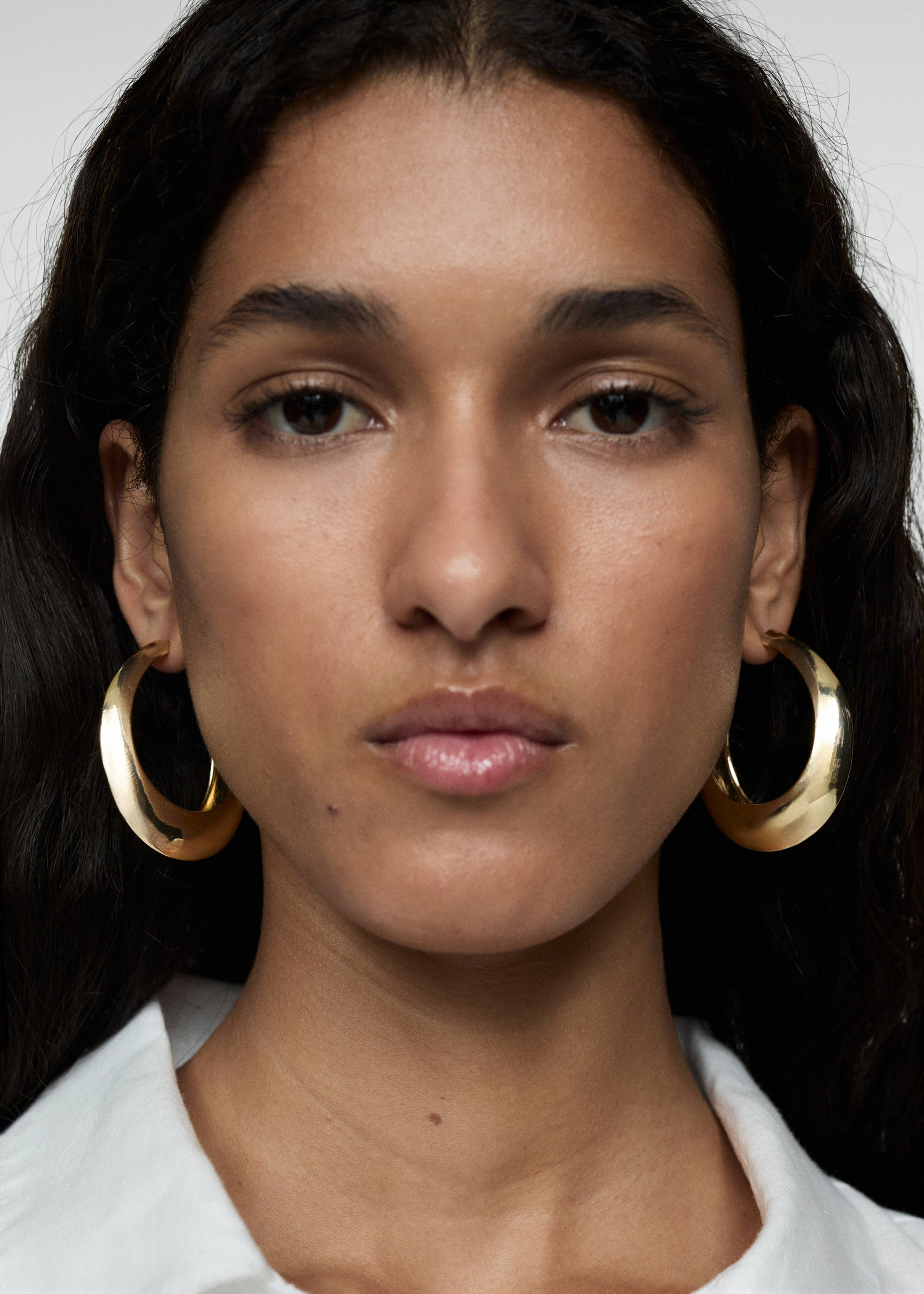 Oval hoop earrings - General plane