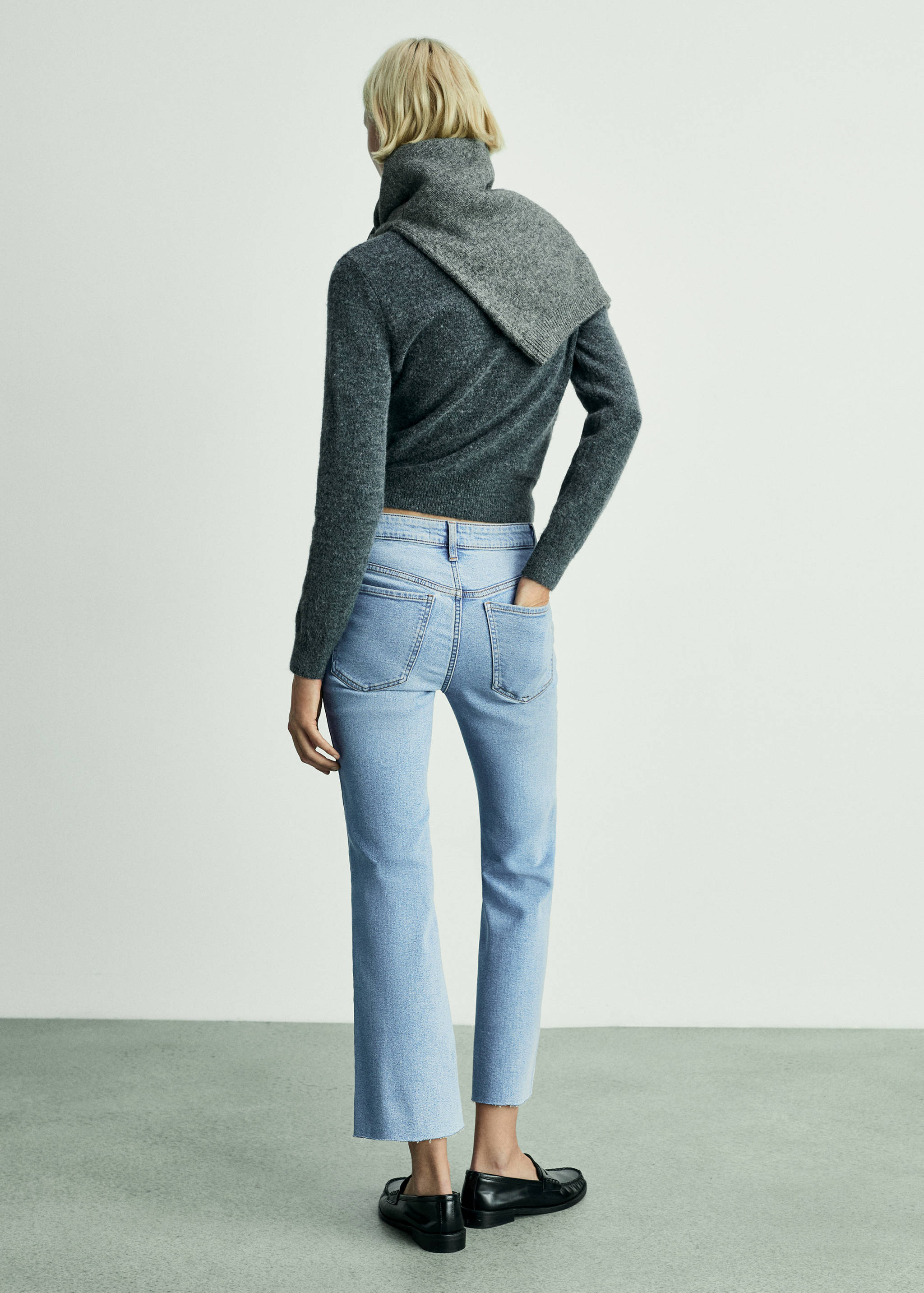 Sienna flared cropped jeans - Reverse of the article