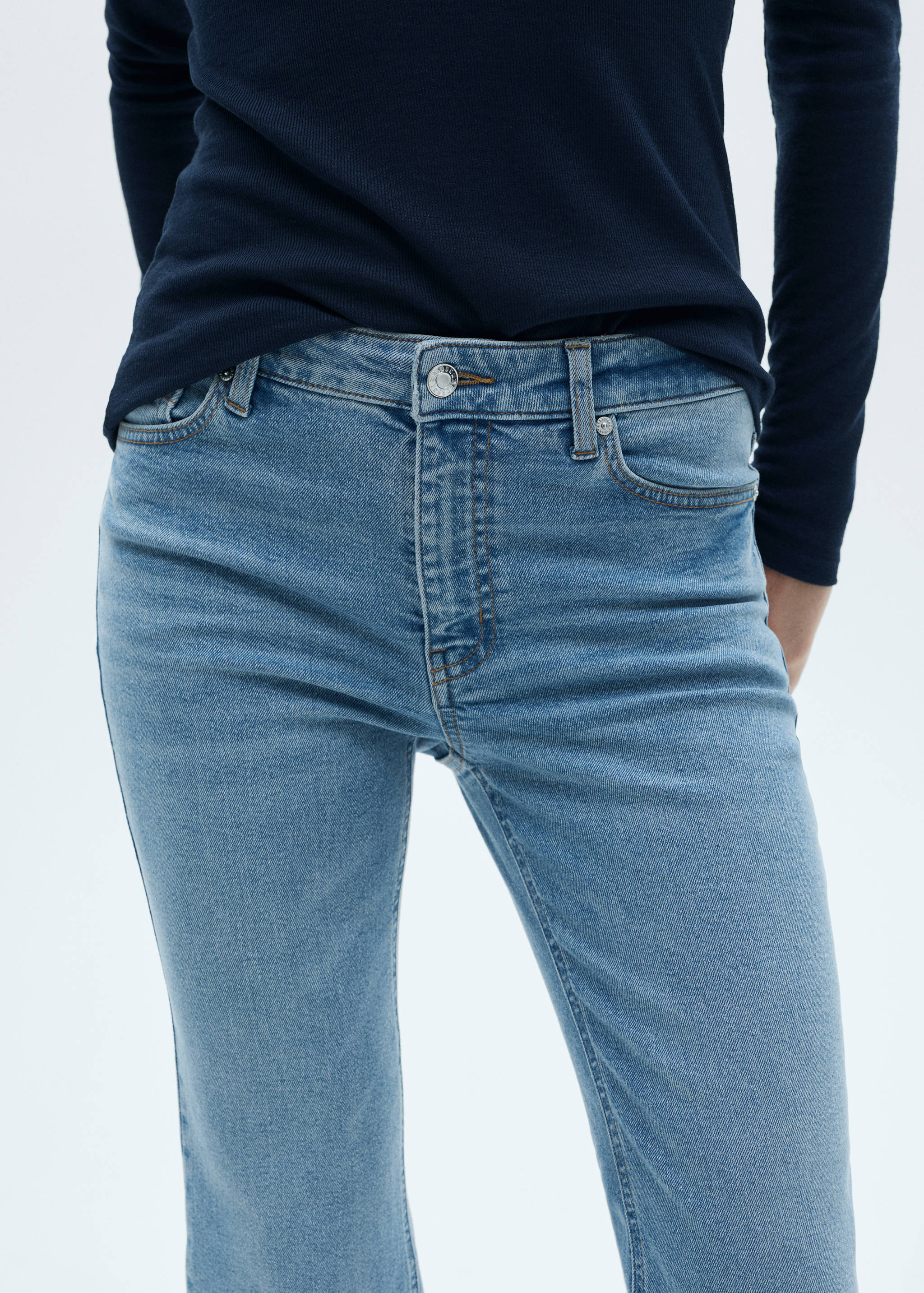 Sienna flared cropped jeans - Details of the article 3