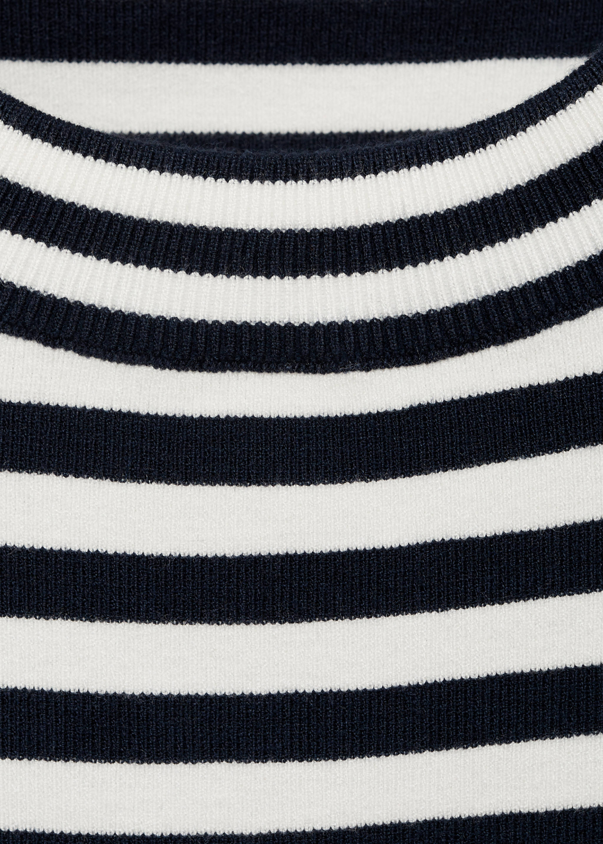 Striped crop T-shirt - Details of the article 8