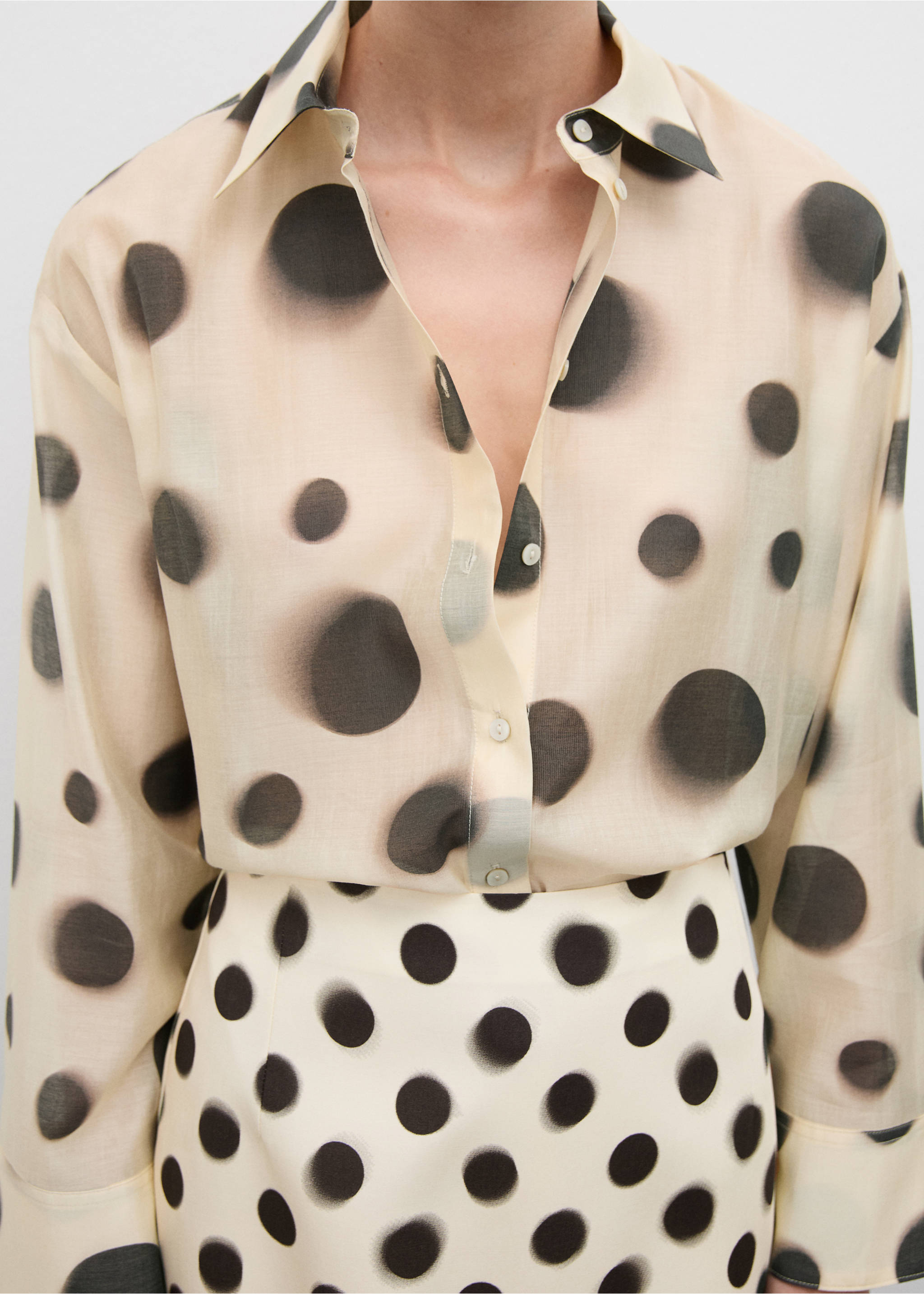 Polka-dot lyocell shirt - Средний план, Экрю. Ref: 77004025-00.