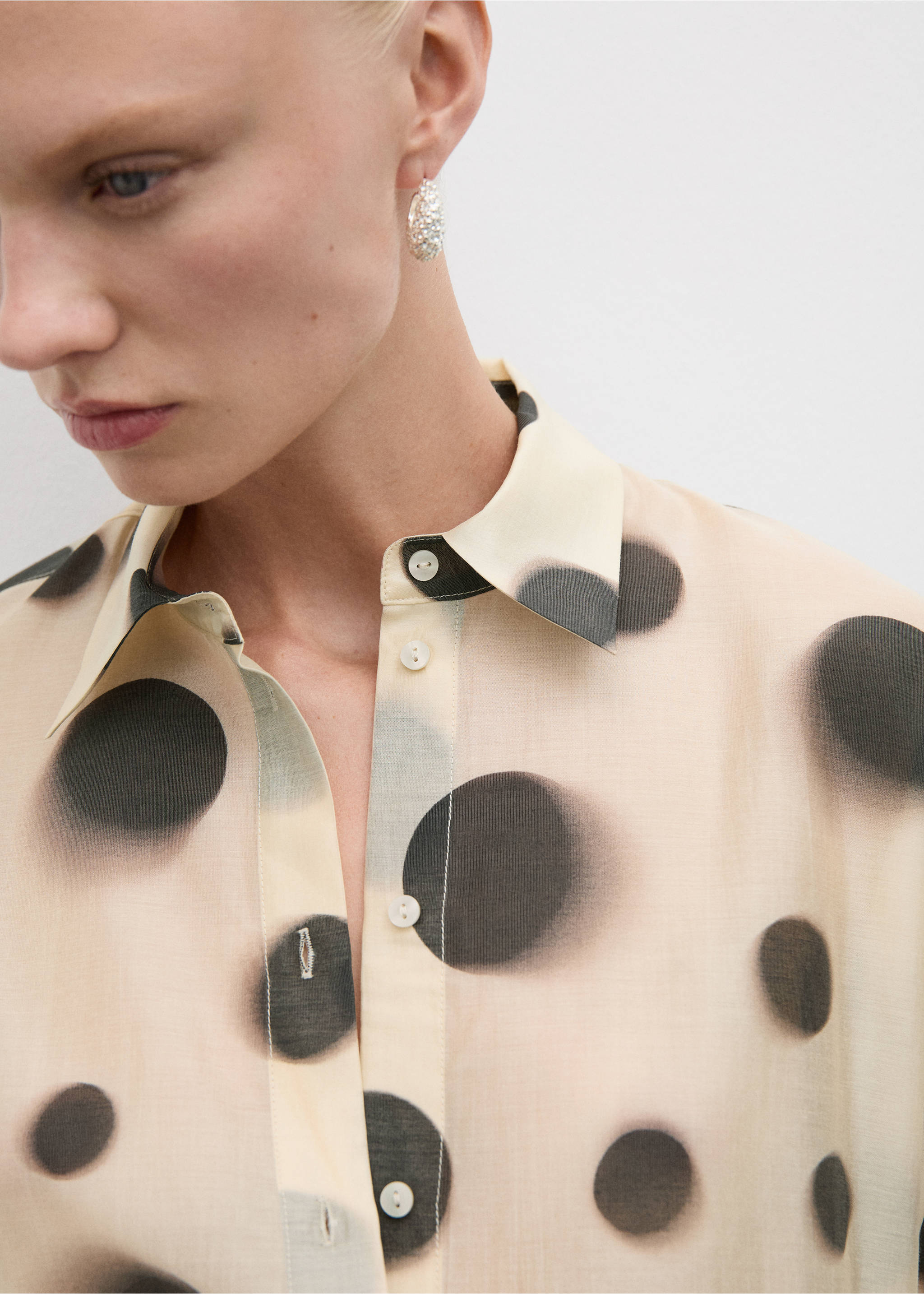 Polka-dot lyocell shirt - Деталь изделия 1, Экрю. Ref: 77004025-00.