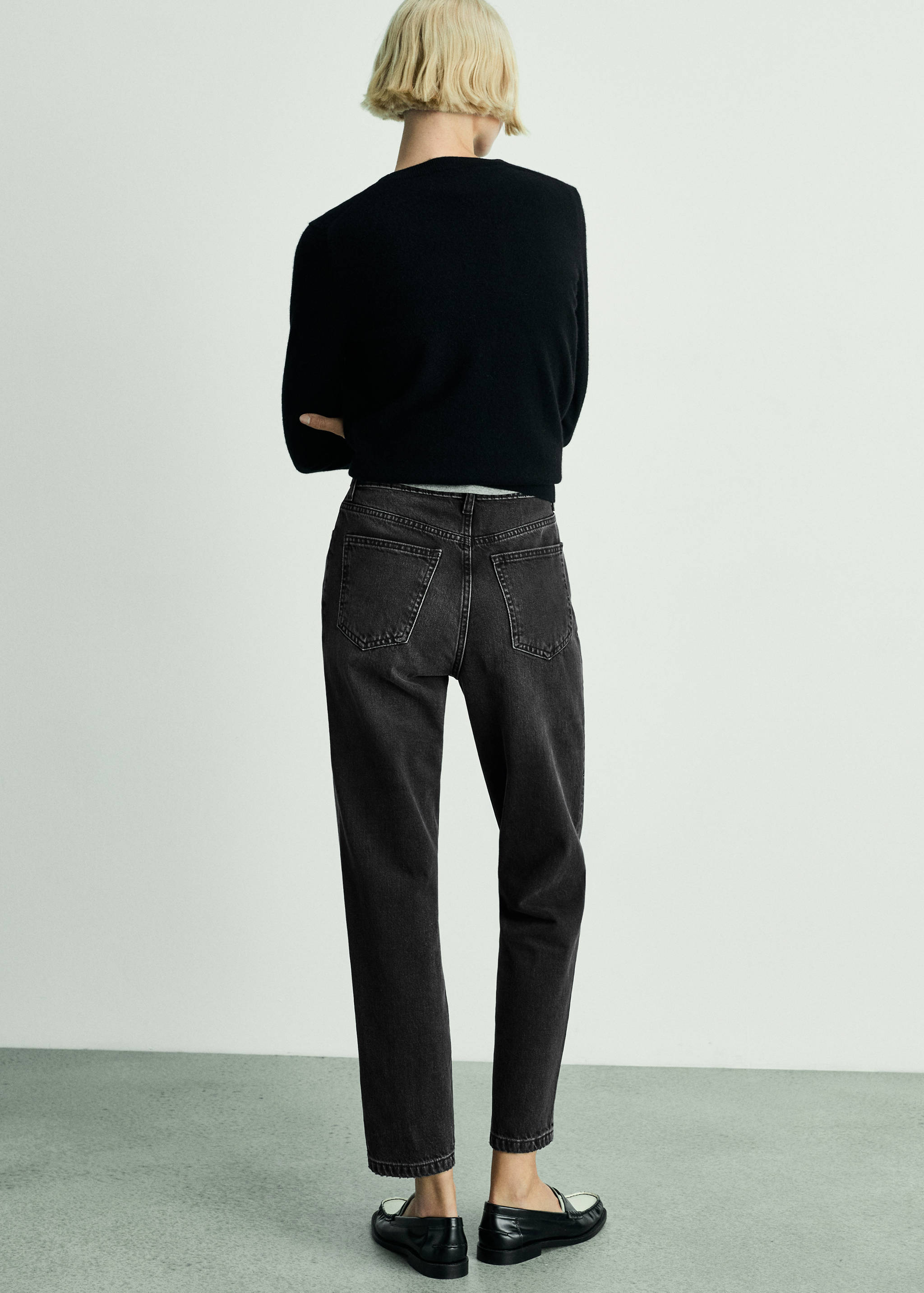 Jeans Mom2000 mom tiro alto - Reverso del artículo