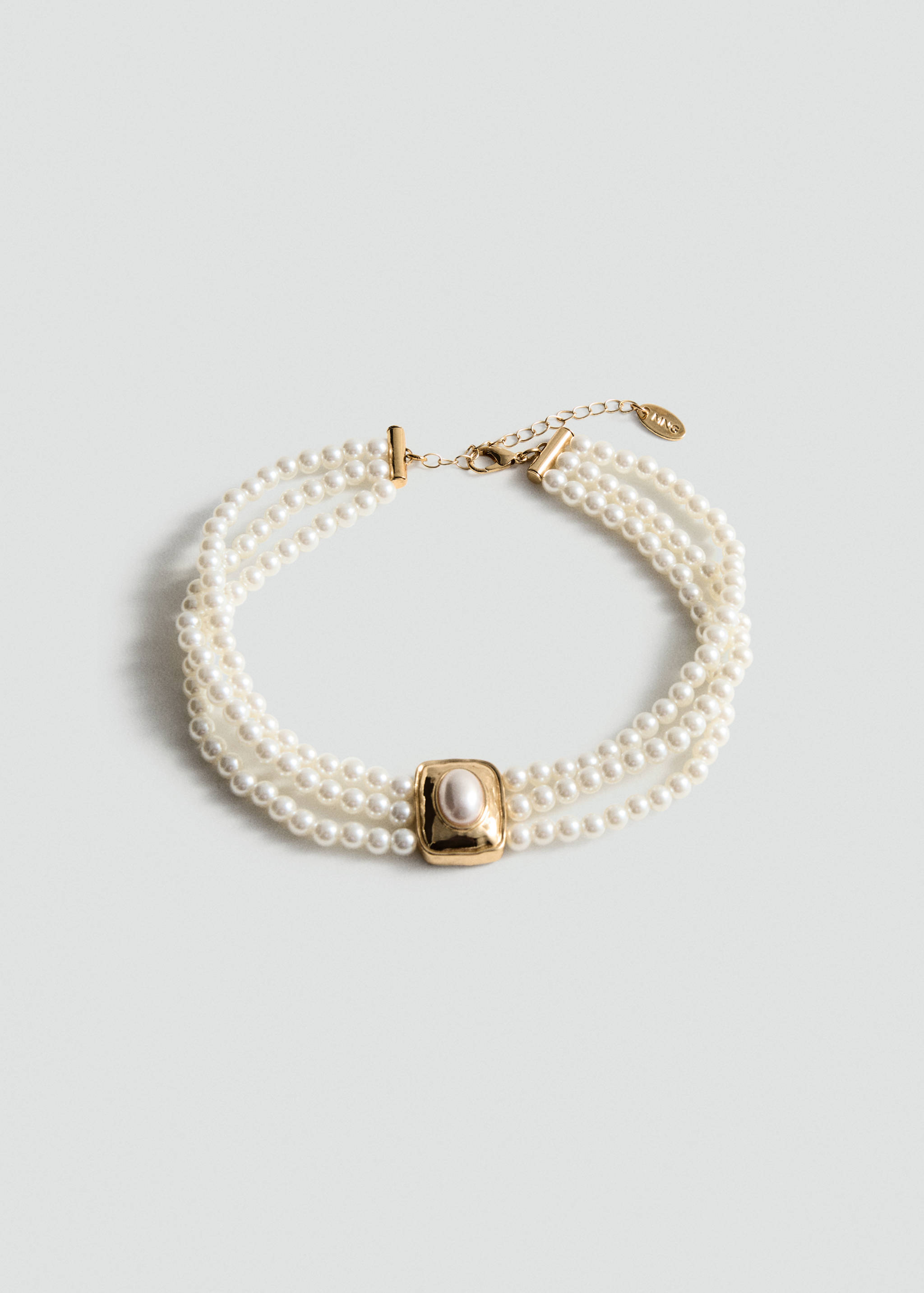 Triple-pearl necklace - Article without model