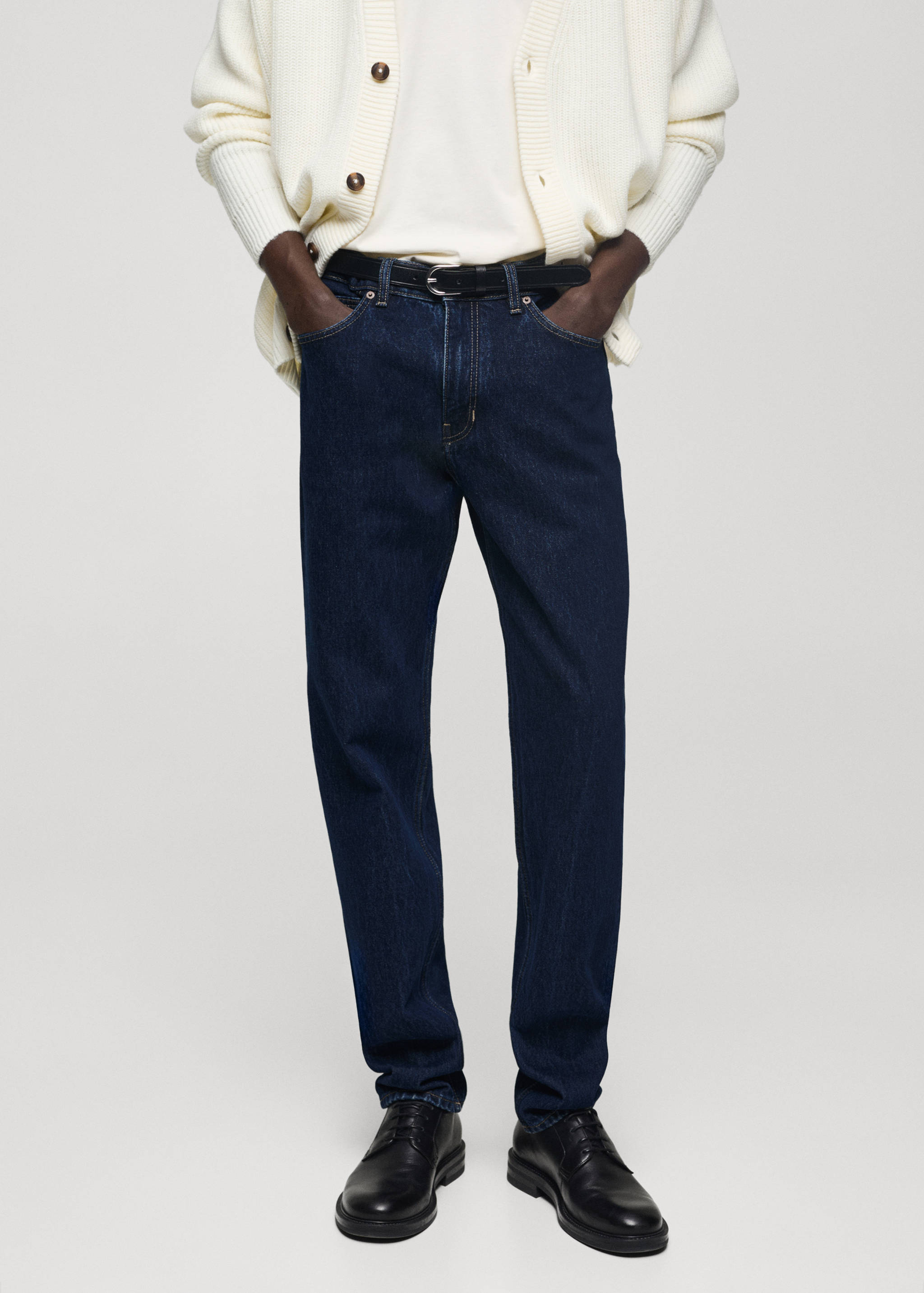 Jean Bob regular fit délavé foncé - Plan moyen