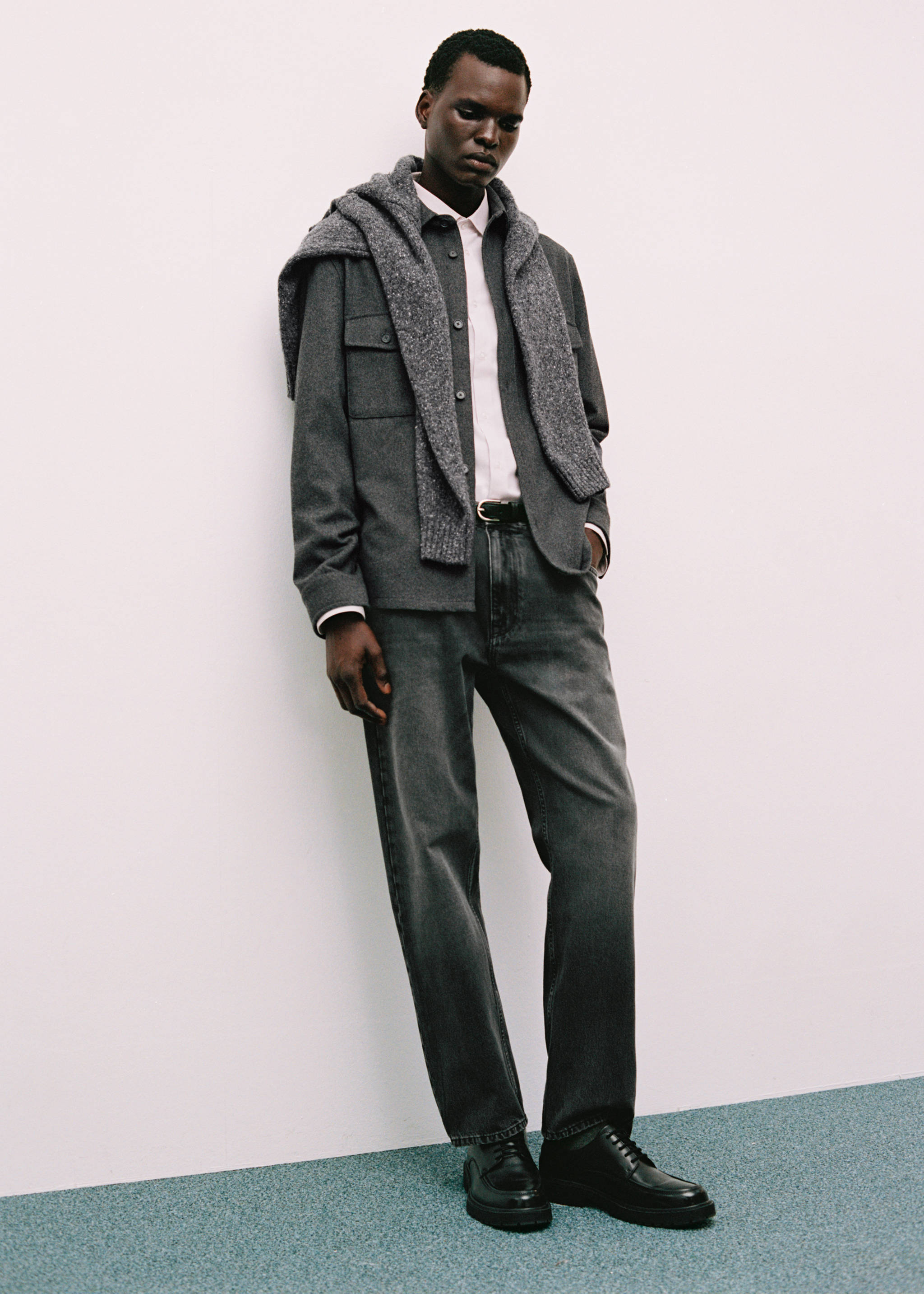 Jean straight-fit gris foncé - Détail de l'article 5