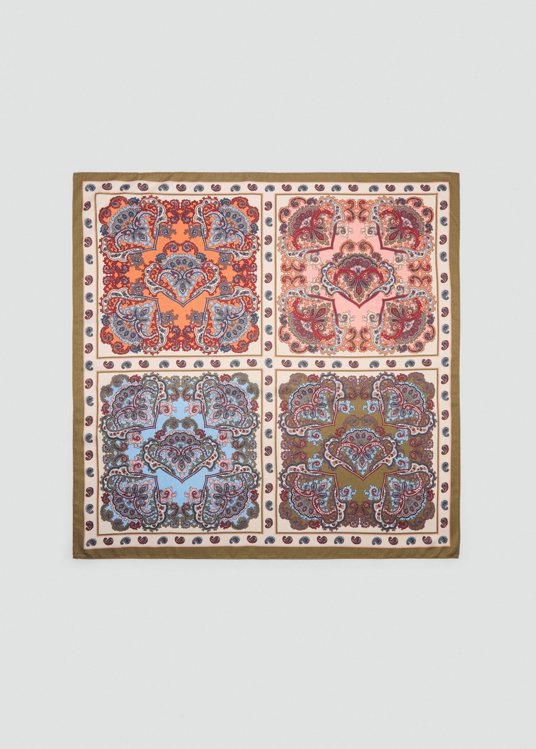 Tuch mit Paisley-Motiv - Artikel ohne Model