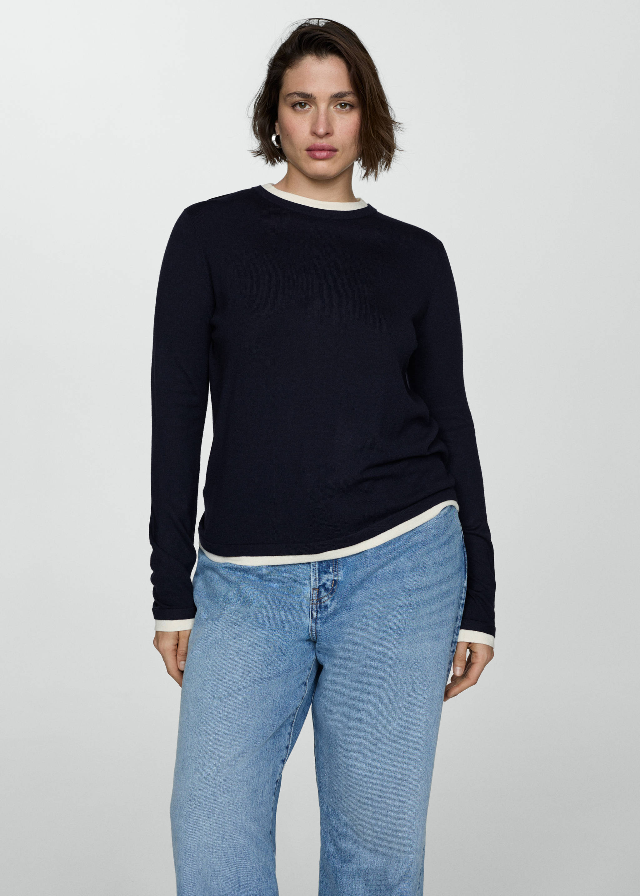 Fine-knit sweater with contrasting trims - Details of the article 5