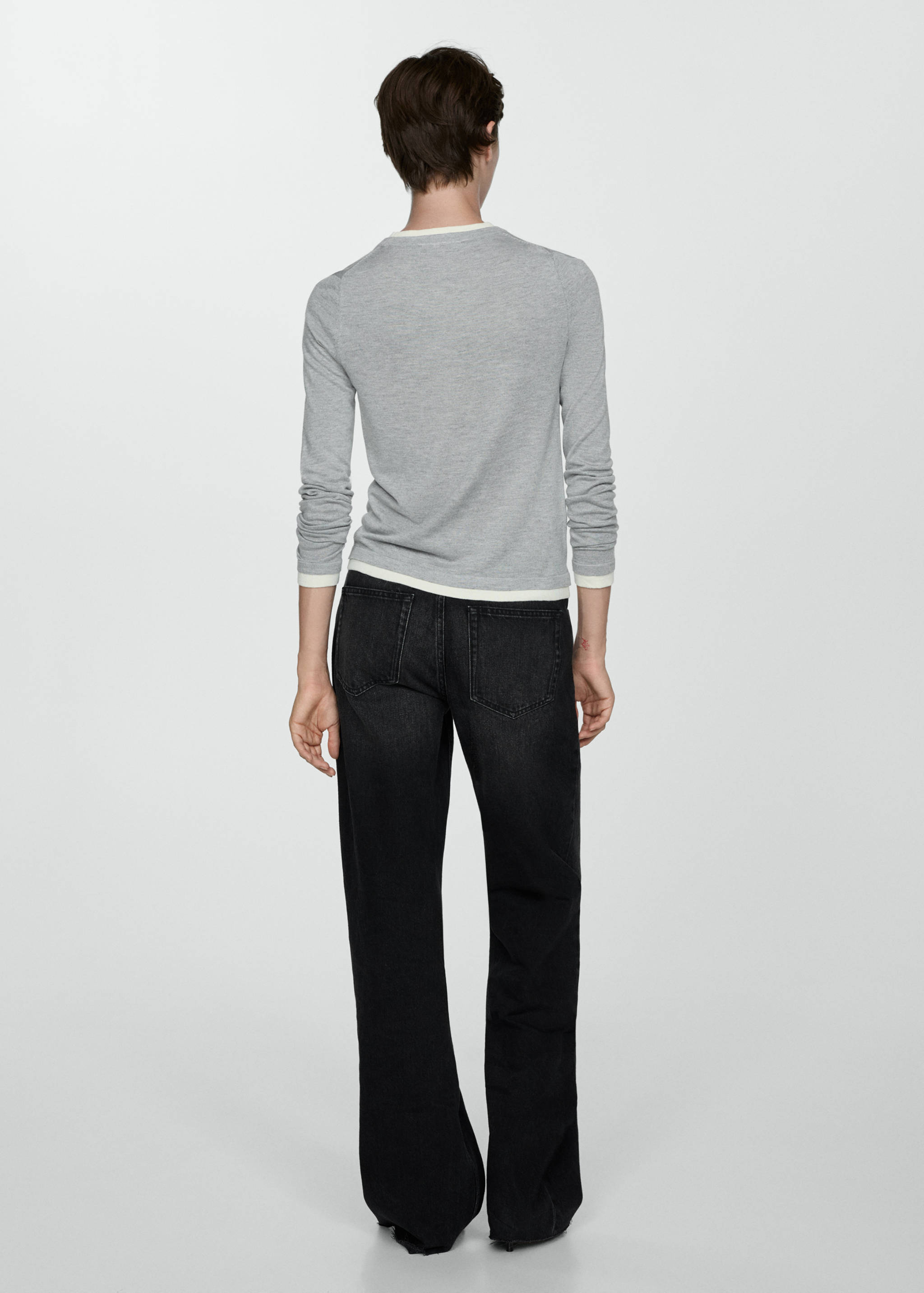 Fine-knit sweater with contrasting trims - Reverse of the article