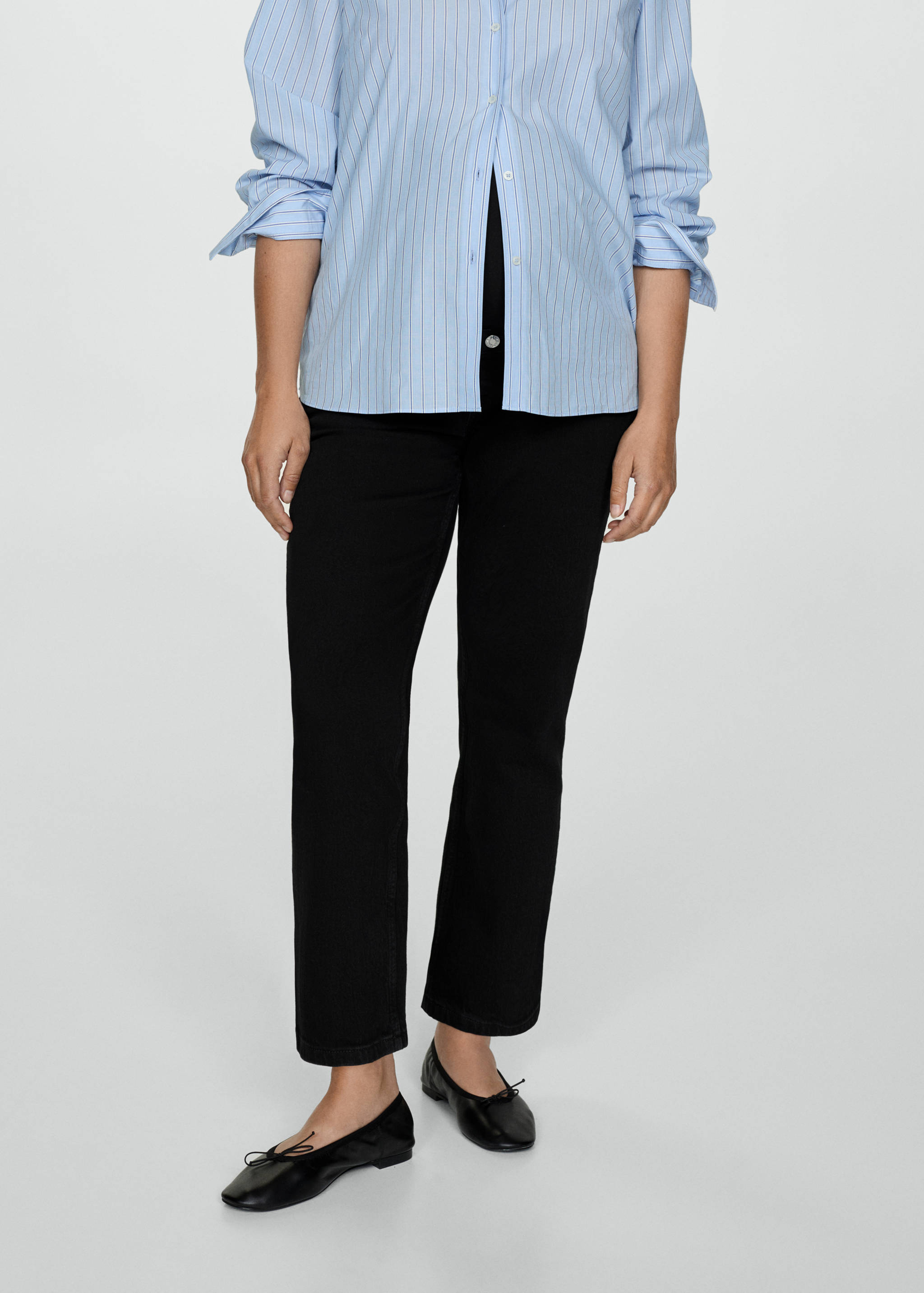 Jeans rectos premamá - Plano medio