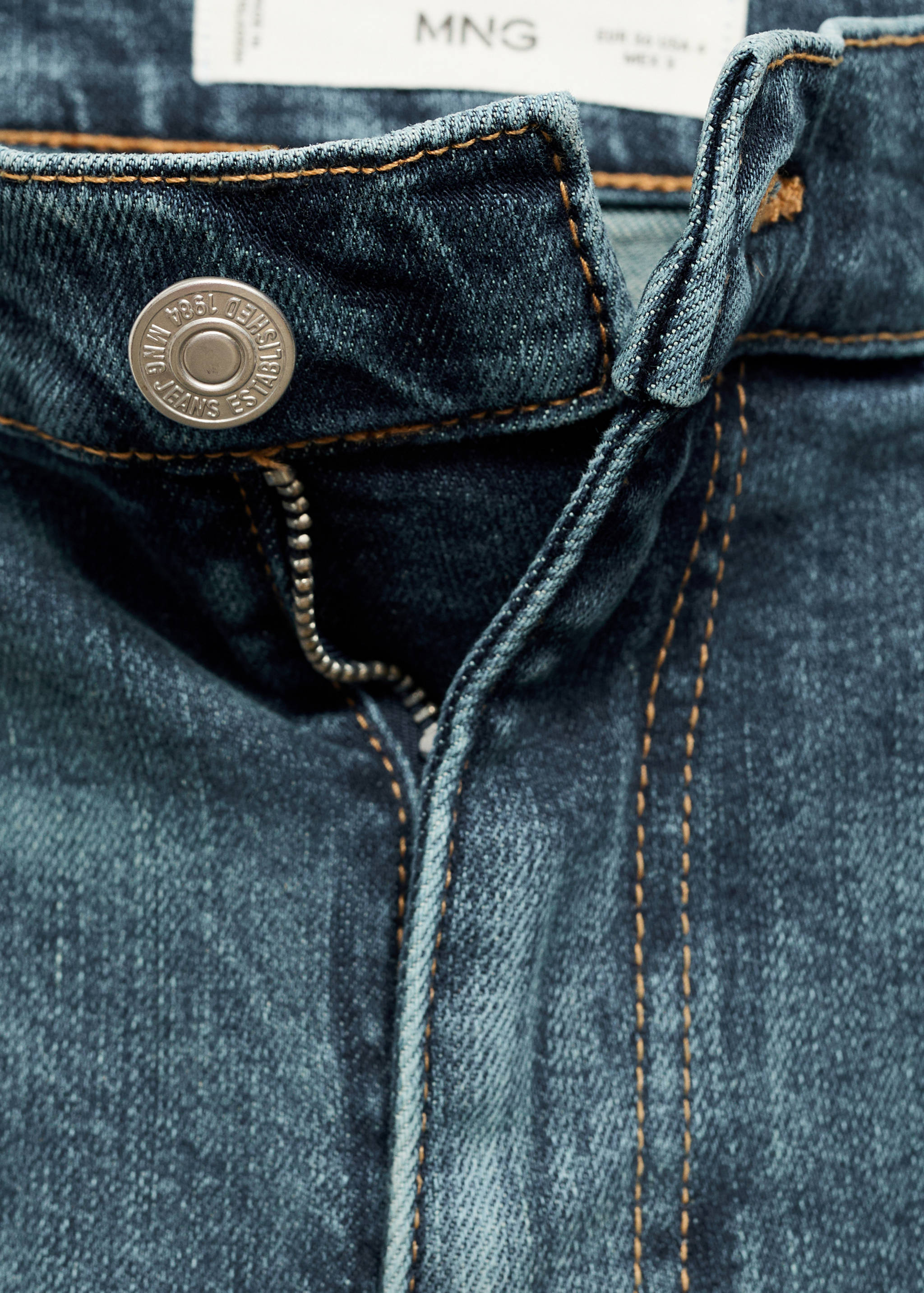 High-waist flared jeans - Details of the article 8