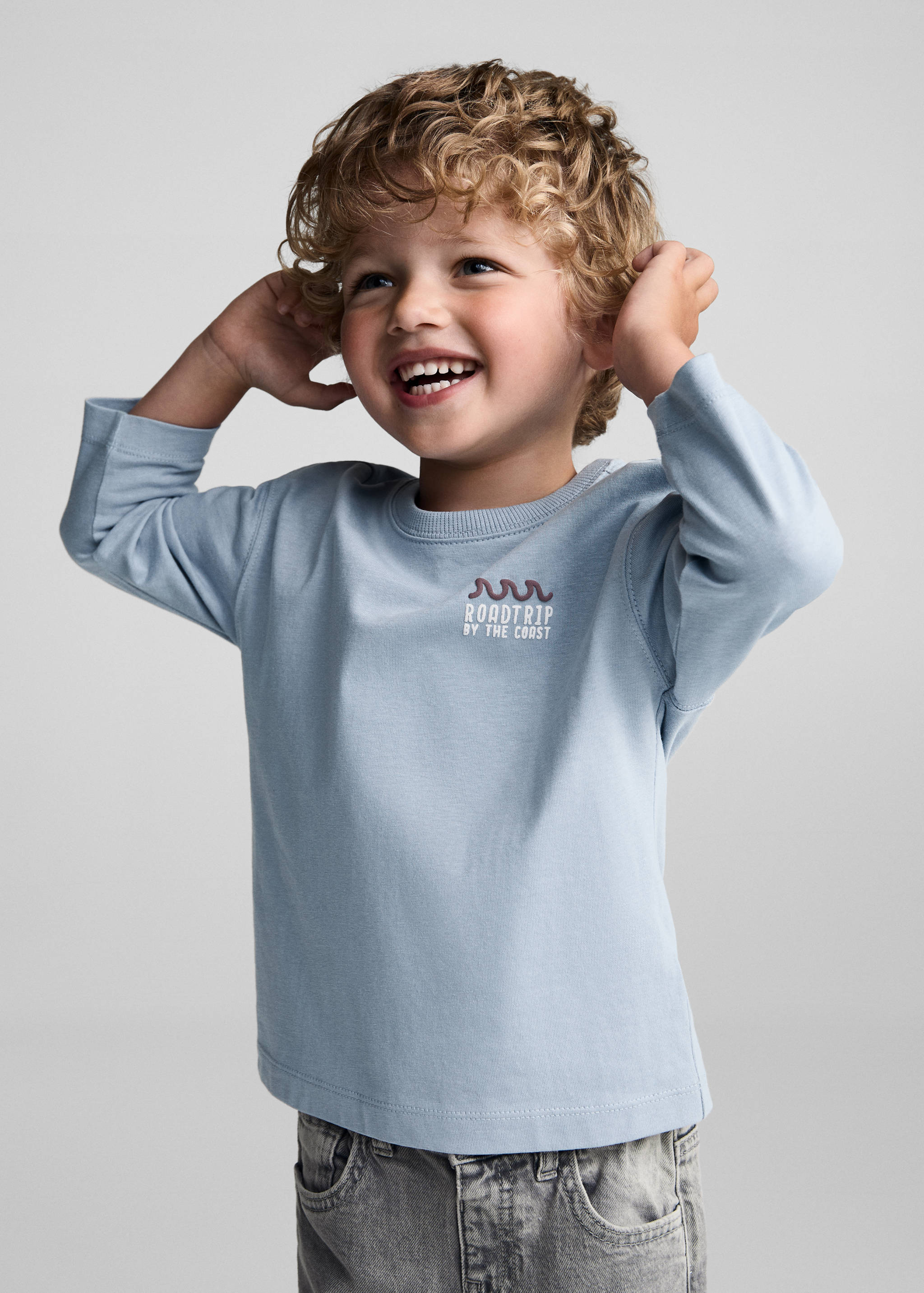 T-shirt manches longues imprimé relief - Plan moyen