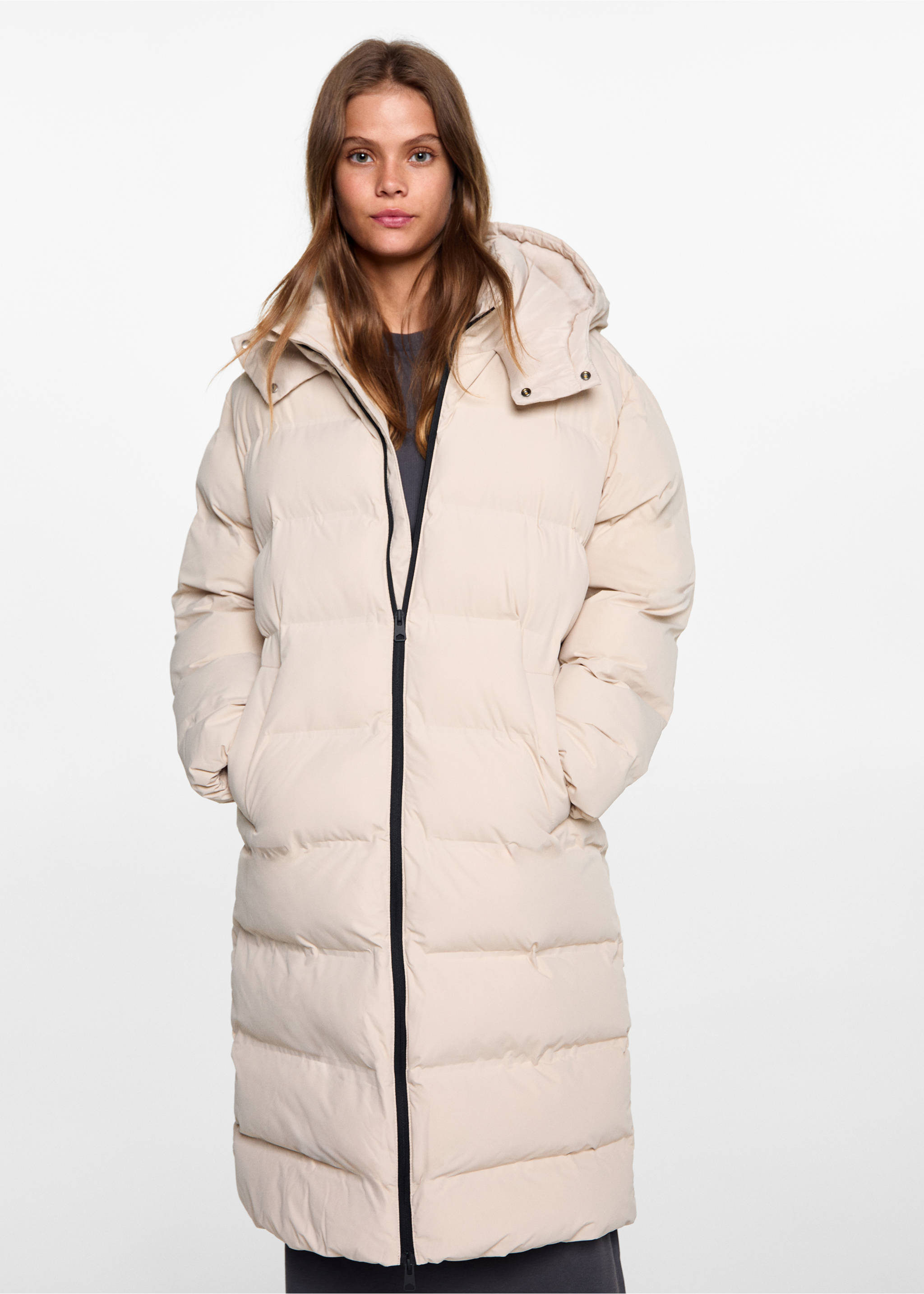 Quilted long coat - Medium plane, Beige. Ref: 77005633-00.